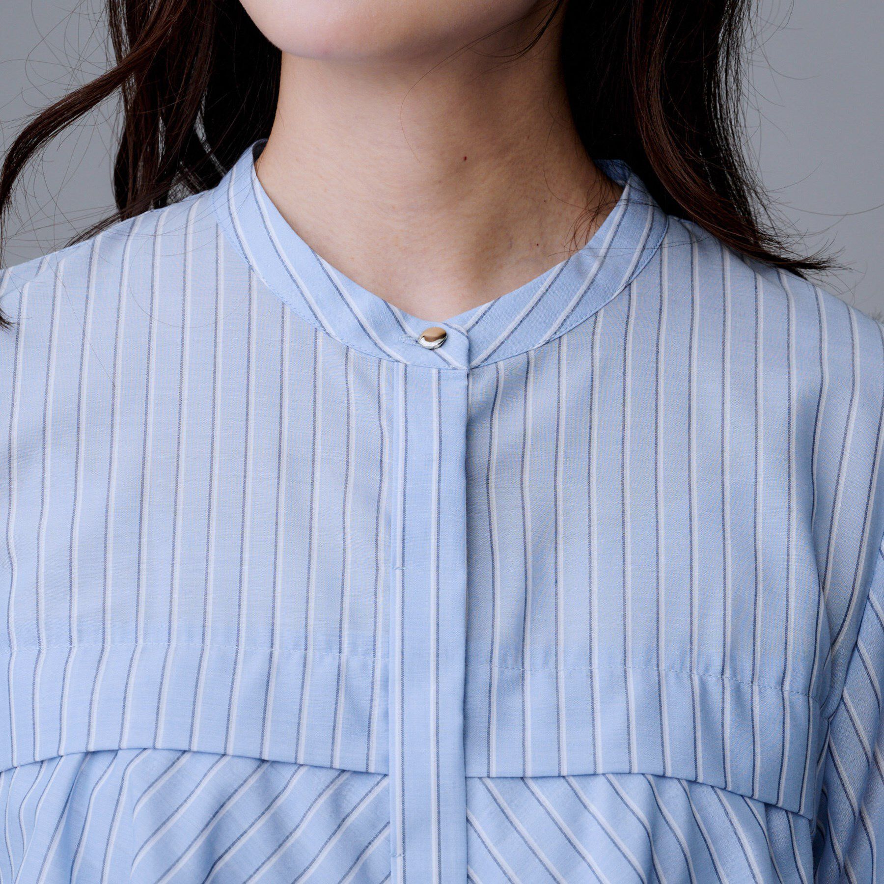 UNTITLED「【短丈/前ボタン/五分袖】ストライプフリルシャツ」|シャツ・ブラウス|