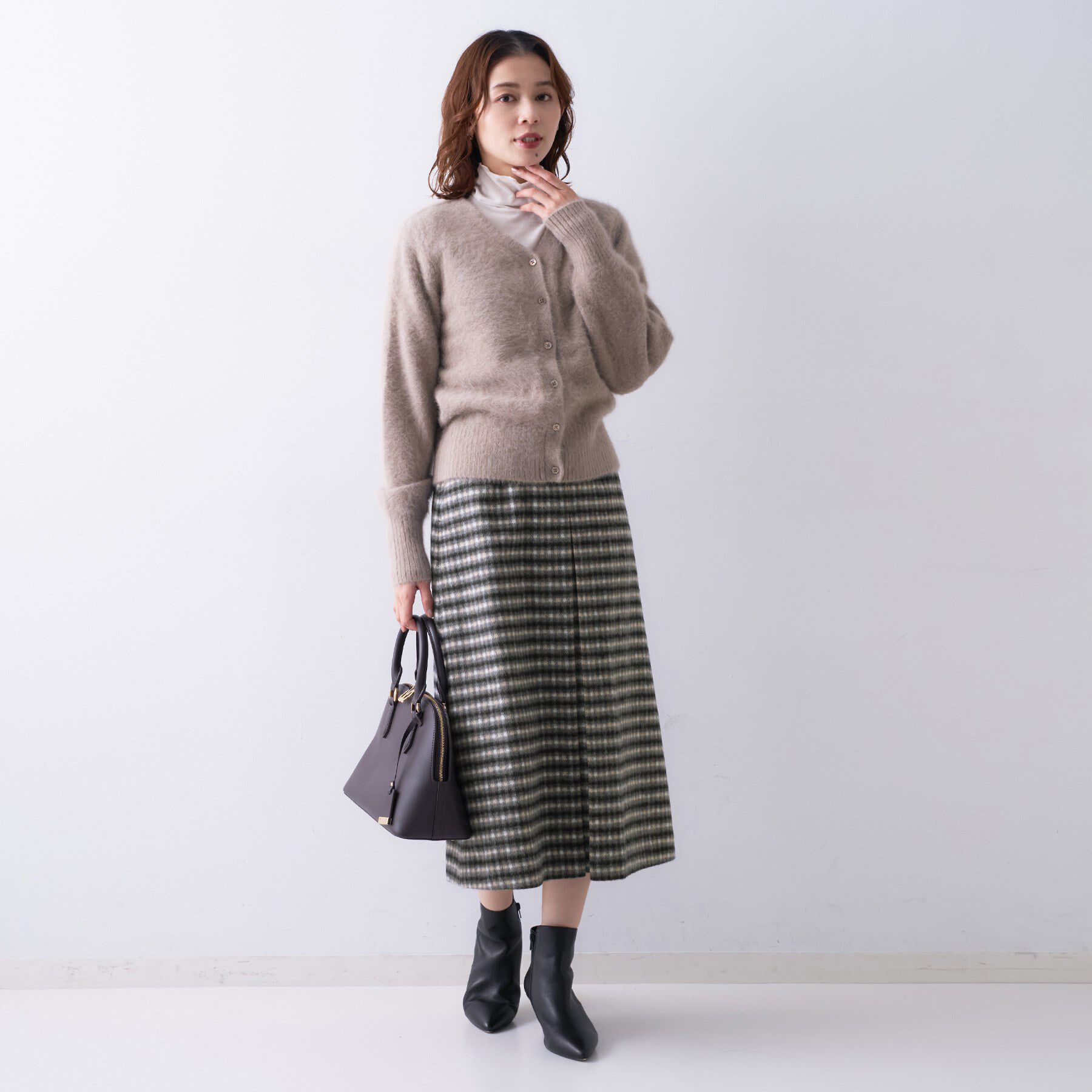 UNTITLED「【ふんわり/タイト見え】シャギーチェックスカート」|スカート|