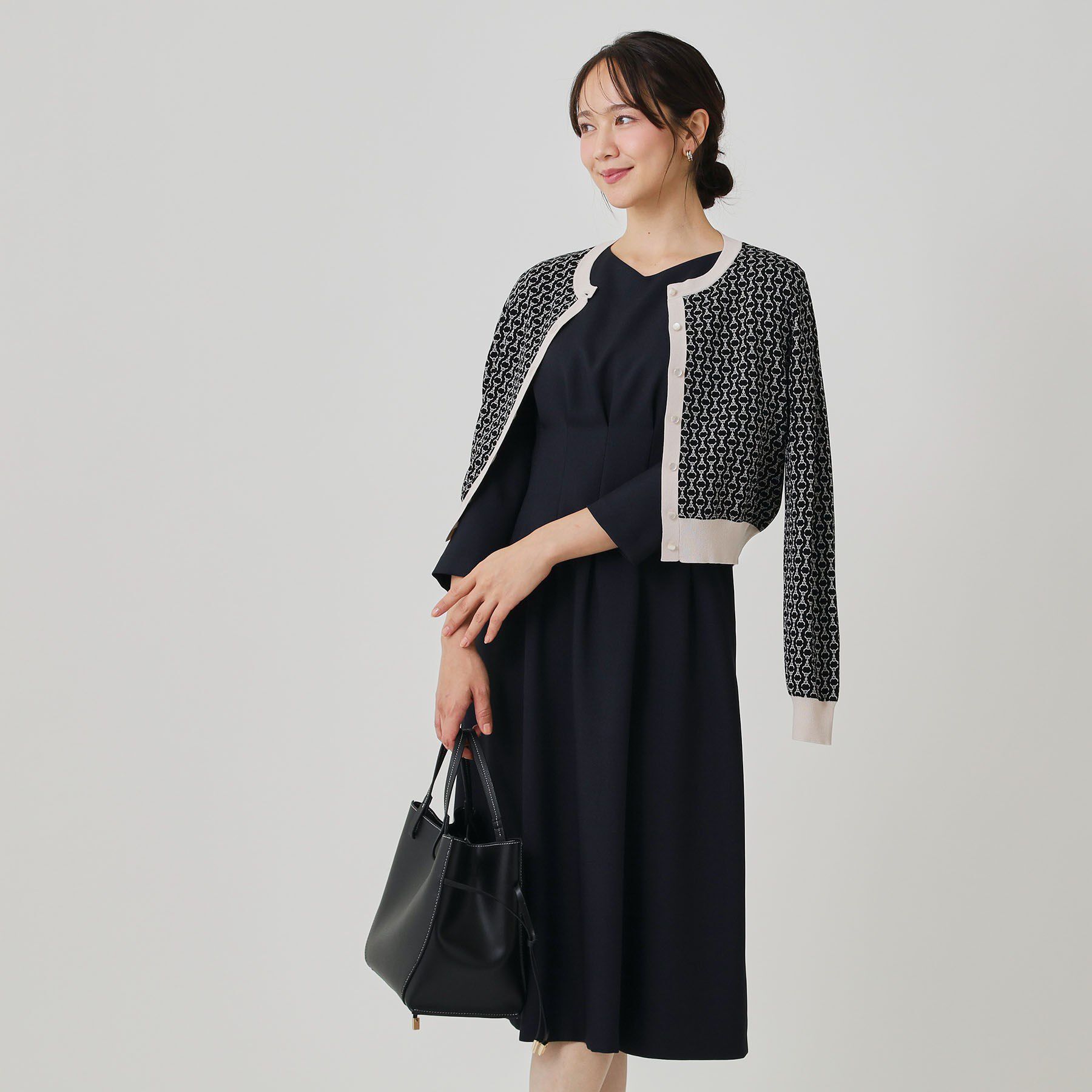 COUP DE CHANCE「【手洗い可／日本製】タックデザインワンピース」|ワンピース|ネイビー(094)