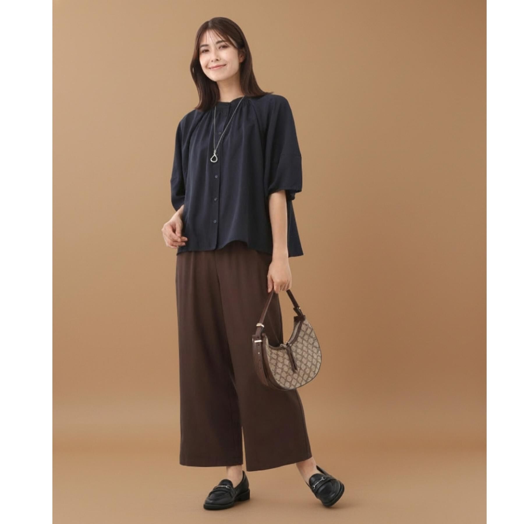 Reflect「【体型カバー／ゆったり着られる◎】バンドカラー七分袖ブラウス」|シャツ・ブラウス|