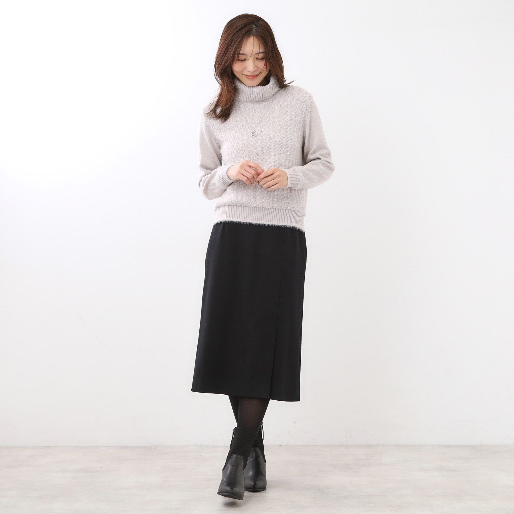 Reflect「【ほんのりラメ感◎】ふわふわフェザーヤーンハイネックニット」|ニット・セーター|