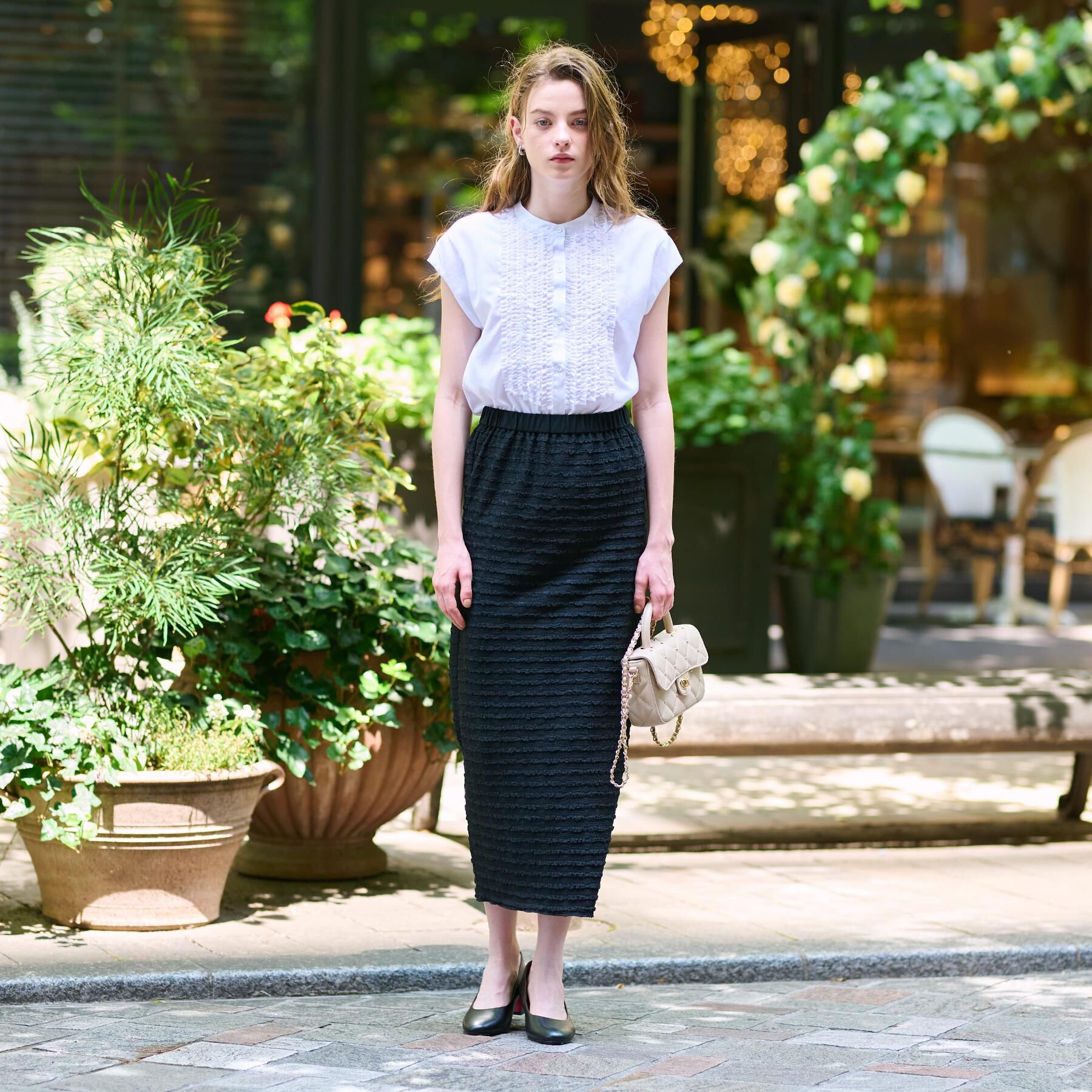 DRESSTERIOR「【撥水/UVカット/接触冷感】バンドカラーフレンチスリーブフリルブラウス」|シャツ・ブラウス|