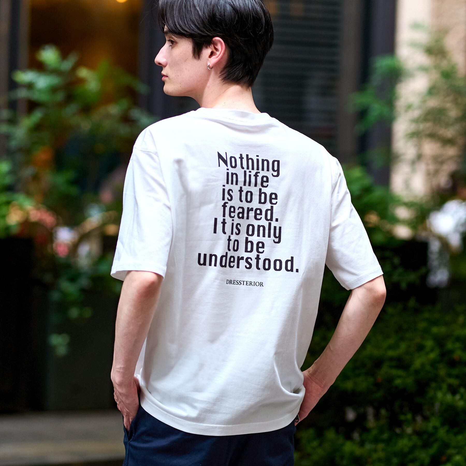 DRESSTERIOR「バックプリント ハーフスリーブTシャツ」|Tシャツ・カットソー|ホワイト(001)