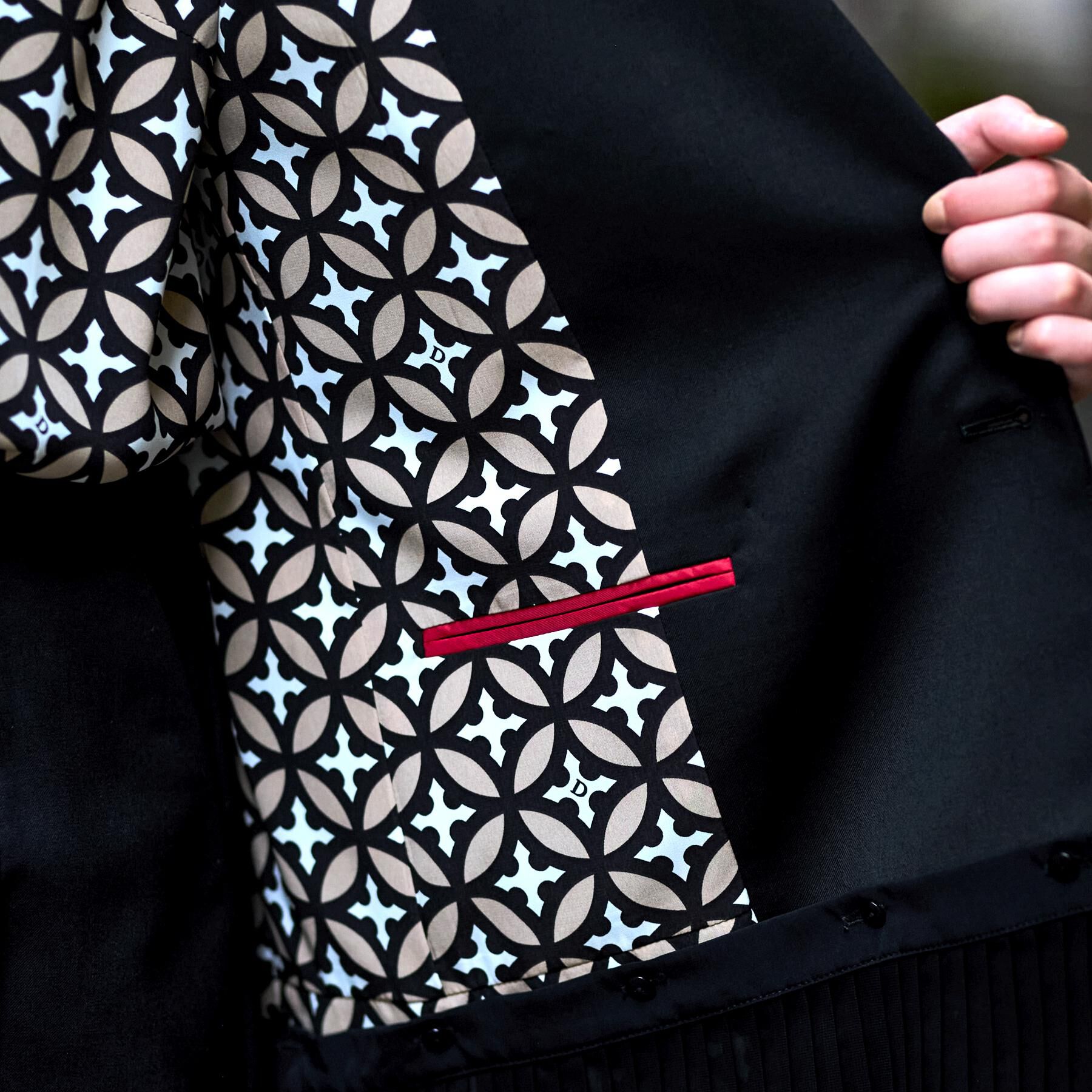 DRESSTERIOR「【モデル美香&times;DRESSTERIOR】美香さんコラボプリーツヘムジャケット」|テーラードジャケット|