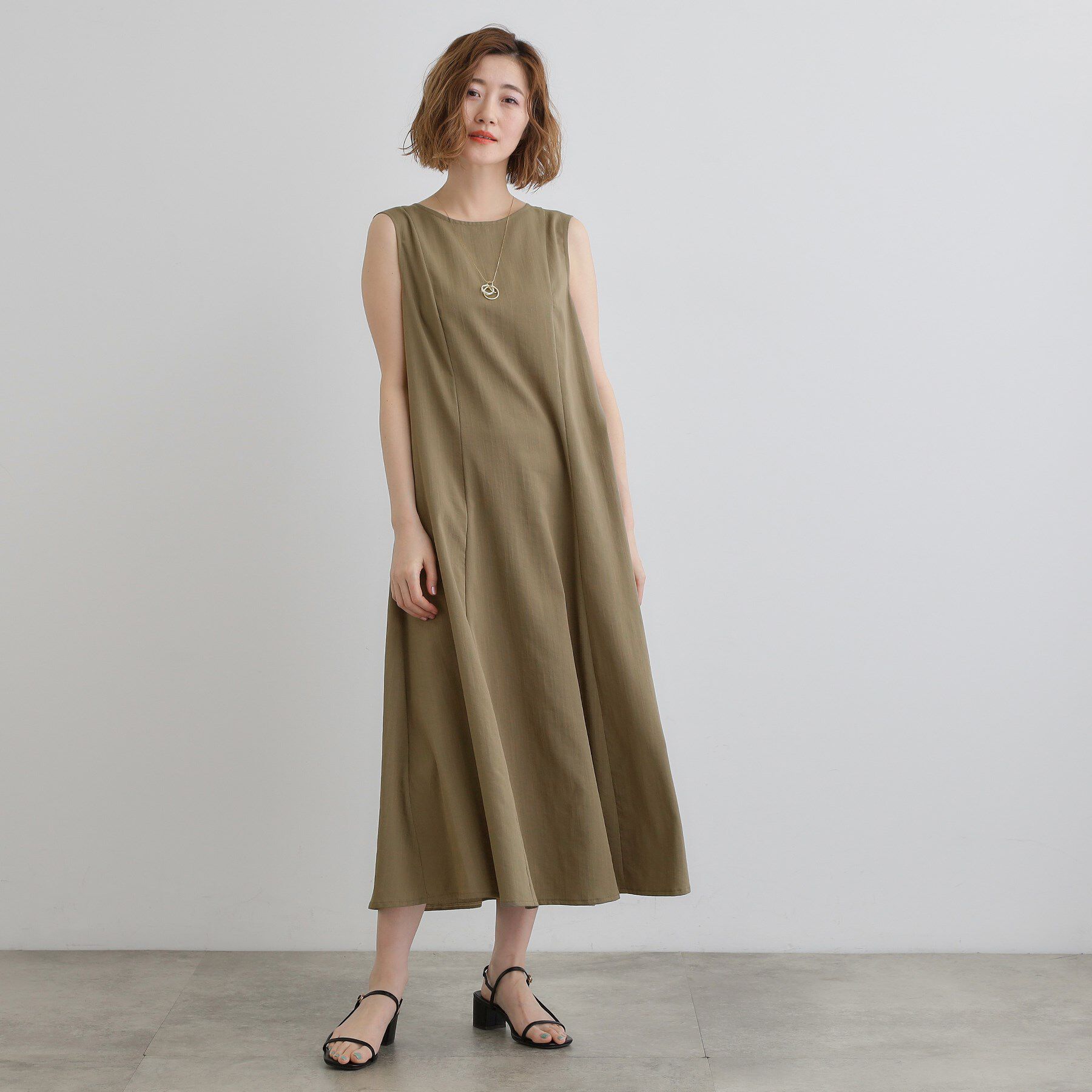 grove「【品よく着こなす、大人のワークスタイル】ワークジャケット&times;ワンピースセット」|ワンピース|