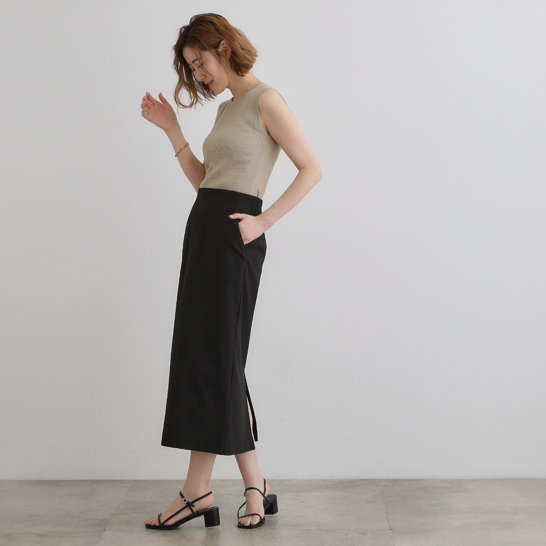 grove「楽ちんときれいを両立 ハイパーナロースカート」|スカート|