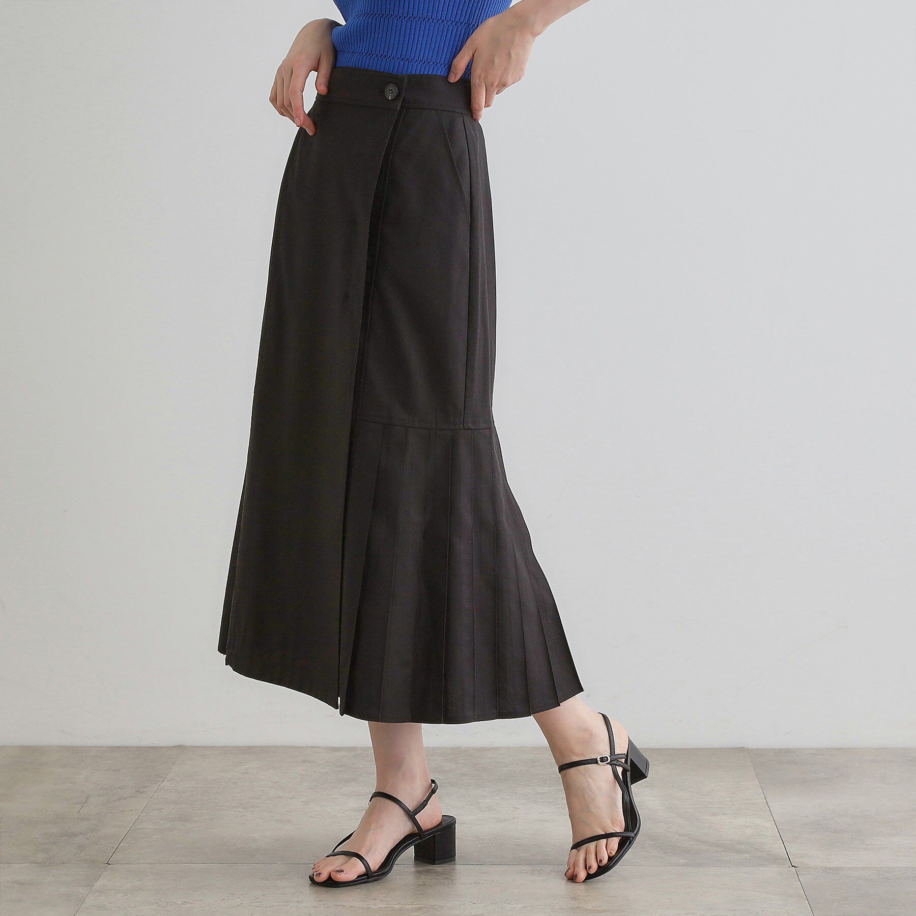 grove「【大人のニュアンス】リネン混サイドタックスカート」|スカート|