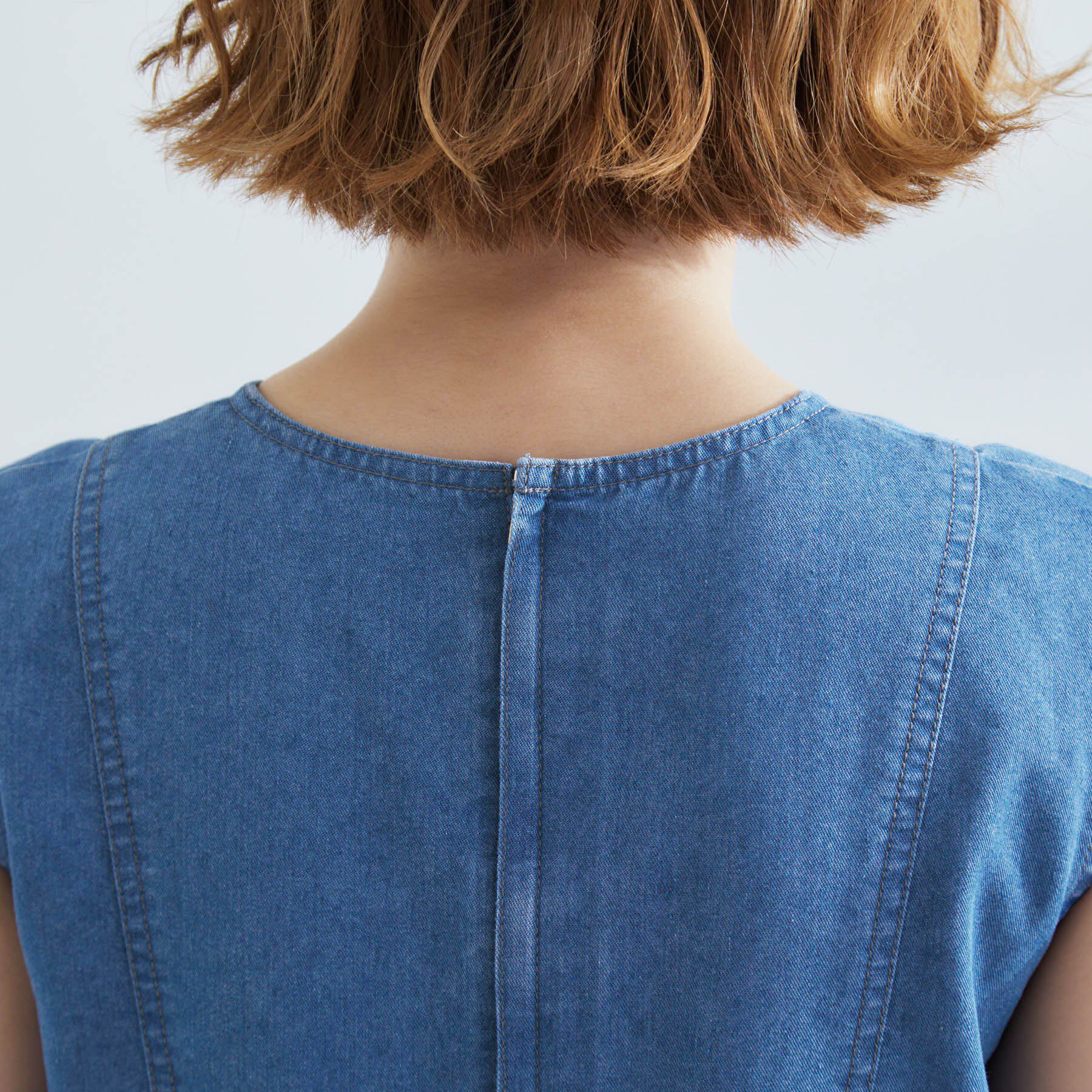 grove「すっきり見え 軽やかデニムノースリーブワンピース」|ワンピース|