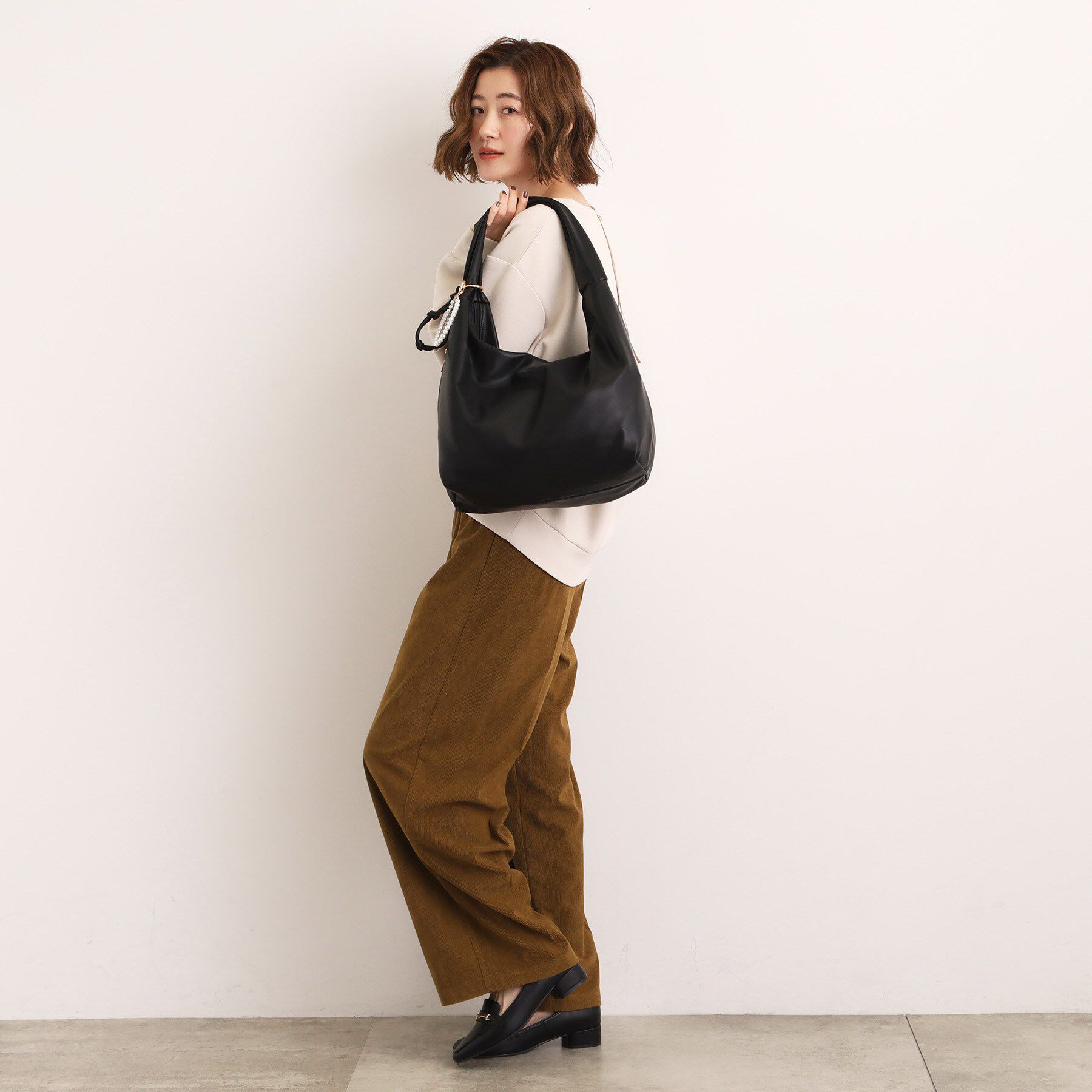 grove「パール調チャームワンショルダー」|ショルダー・メッセンジャー|