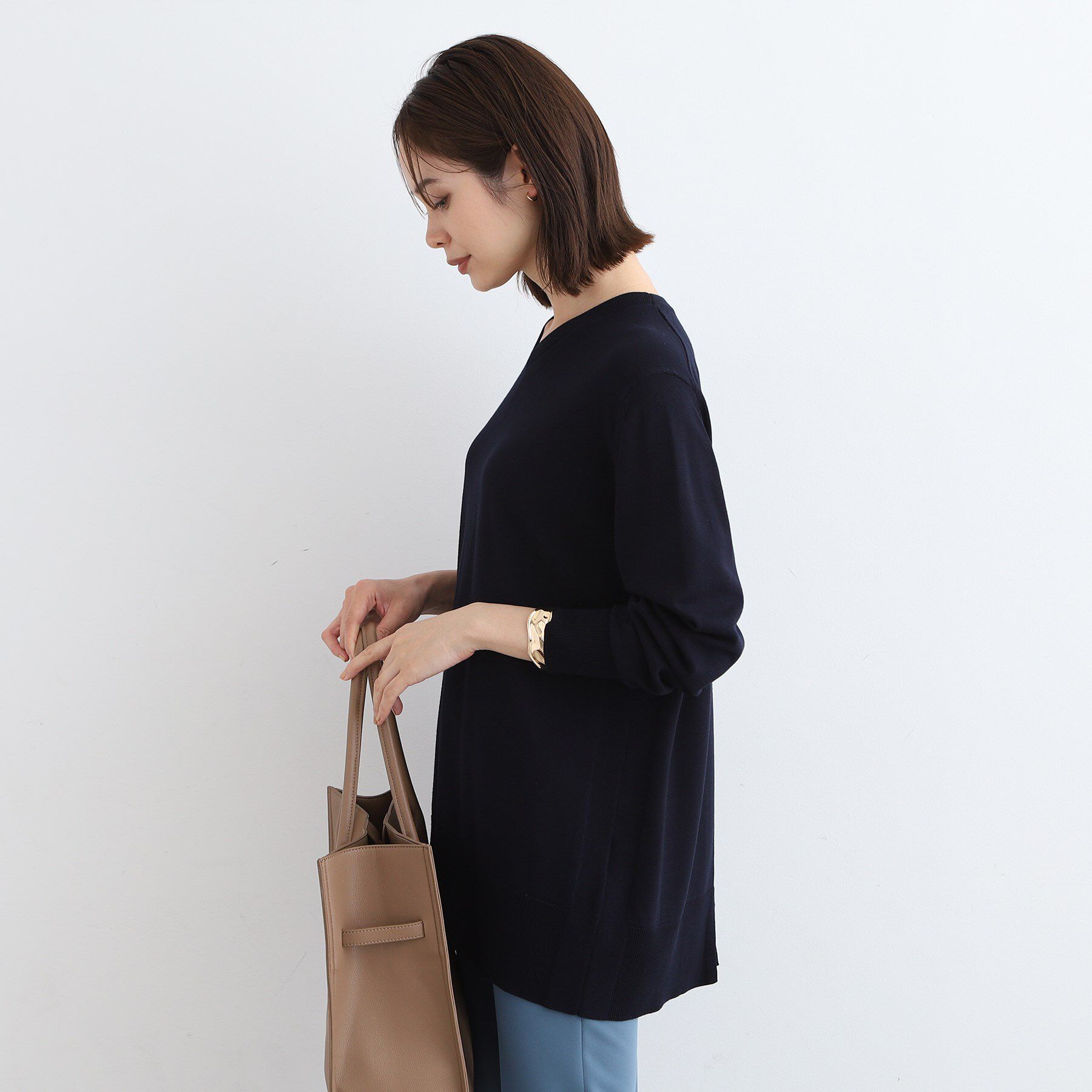 INDIVI「【洗える】Vネックチュニックニット」|ニット・セーター|