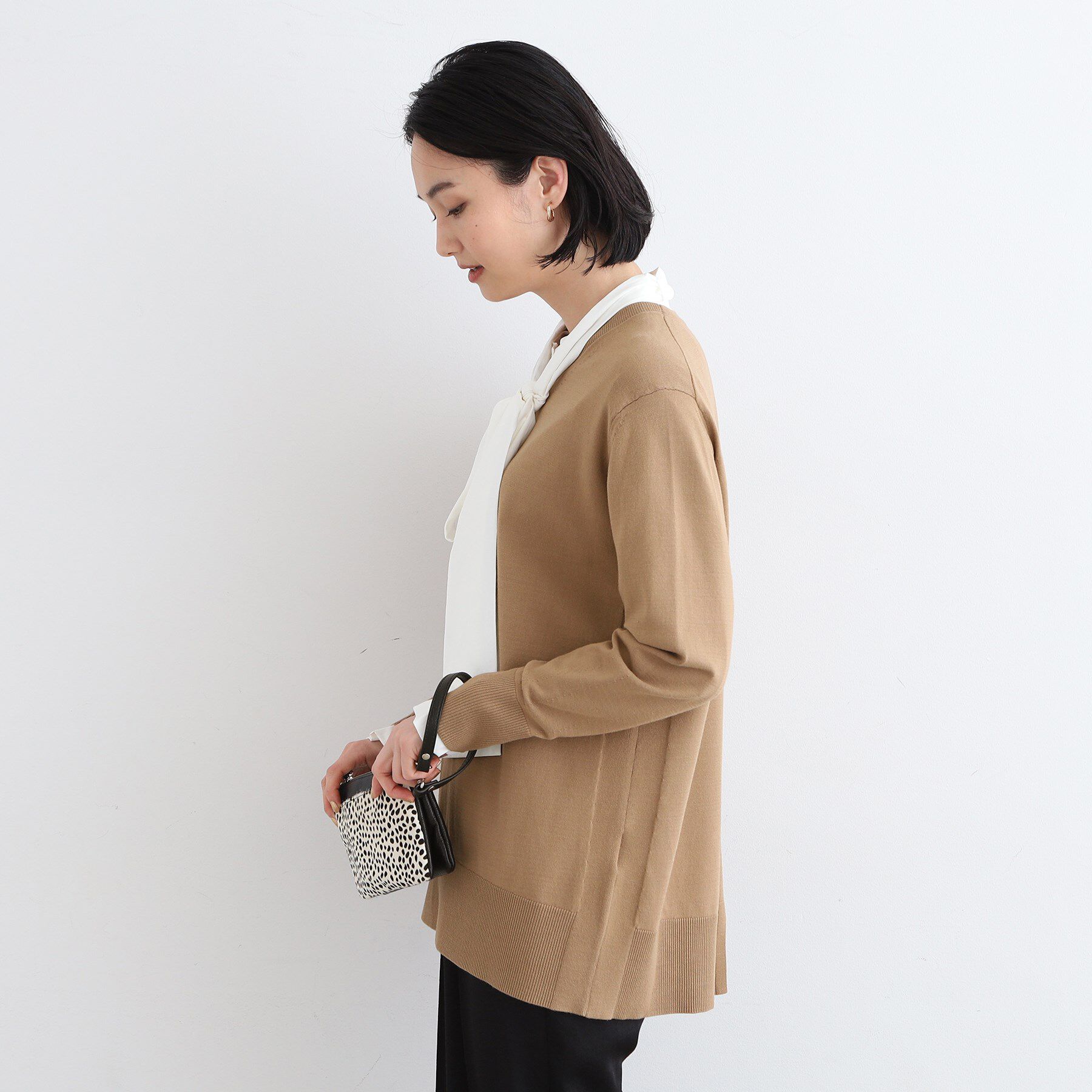 INDIVI「【洗える】Vネックチュニックニット」|ニット・セーター|