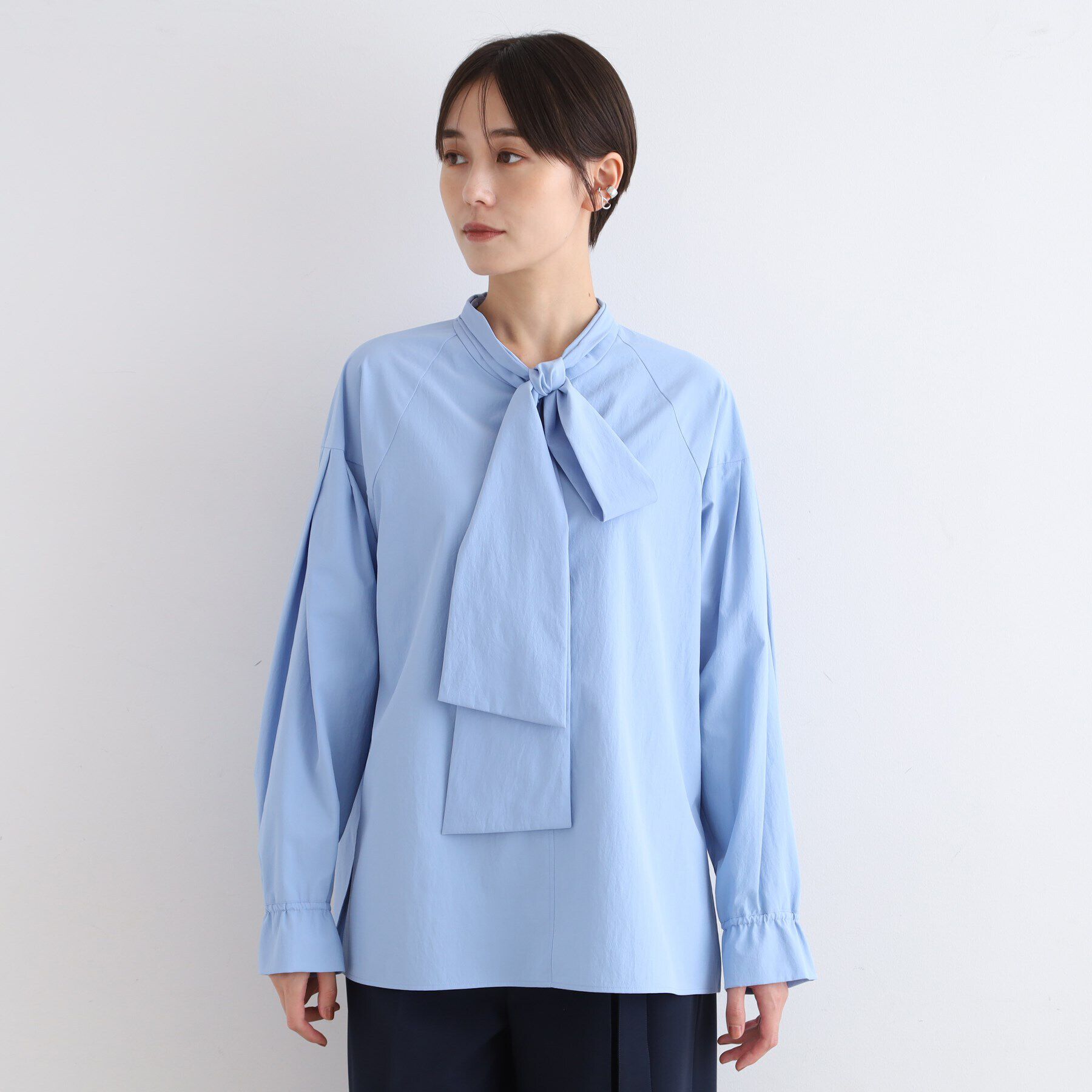 INDIVI「【洗える／2WAY】ボリュームスリーブ ボウタイブラウス」|シャツ・ブラウス|