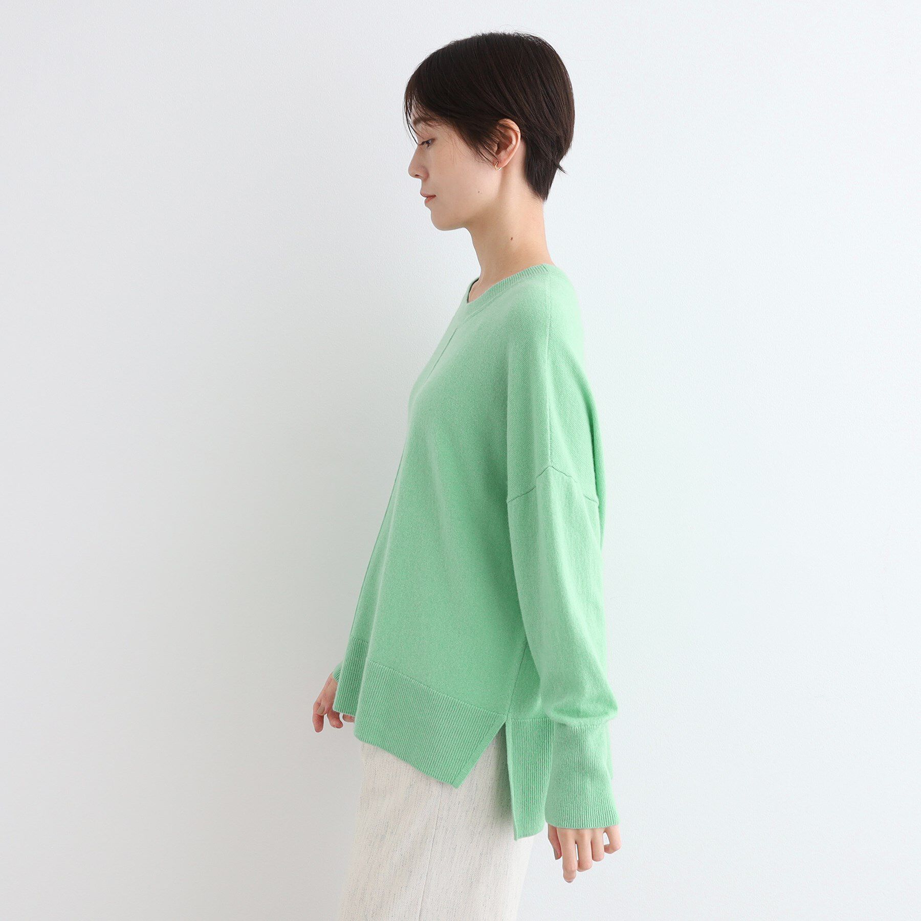 INDIVI「【カシミヤ混／洗える／リラックス】ワイドシルエットニット」|ニット・セーター|