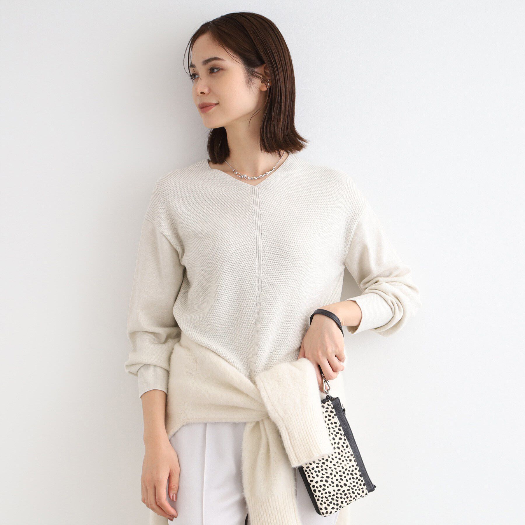 INDIVI「【洗える／日本製／ウール混】Vネックラメニット」|ニット・セーター|オフホワイト(003