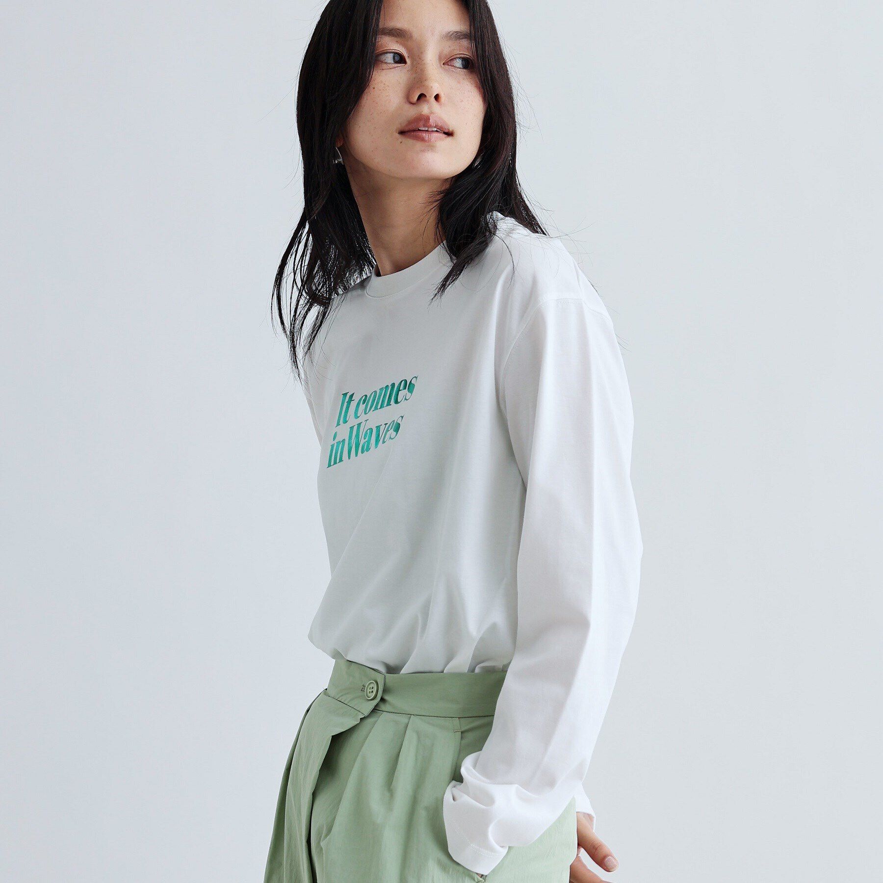 GALLEST「メタリックロゴロングスリーブTシャツ」|Tシャツ・カットソー|ホワイト(001)