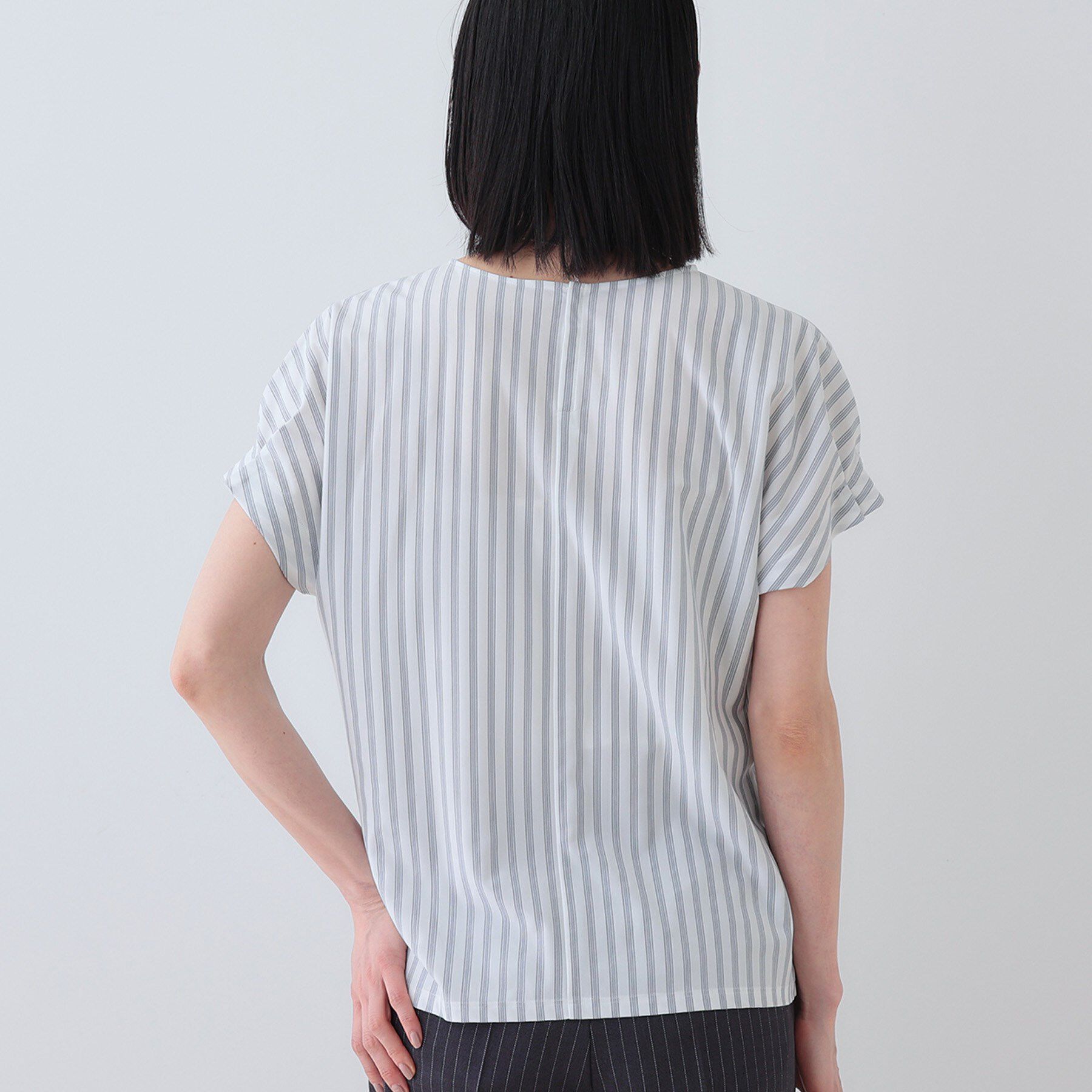 INDIVI「【洗える／ストライプ柄】袖タックブラウス」|シャツ・ブラウス|