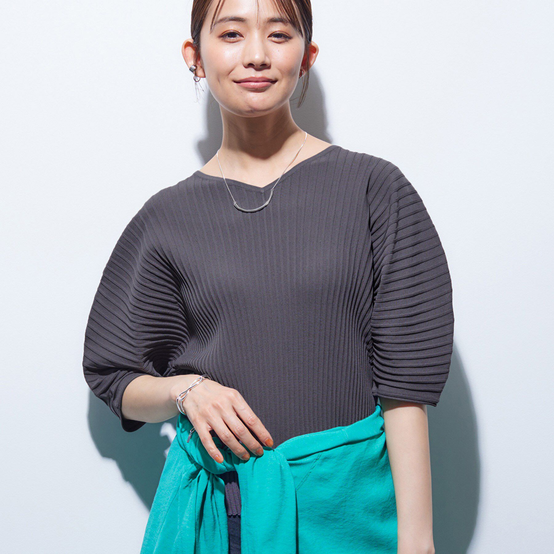 INDIVI「【二の腕カバー／スタイルアップ】ドライタッチストレッチニット」|Tシャツ・カットソー|