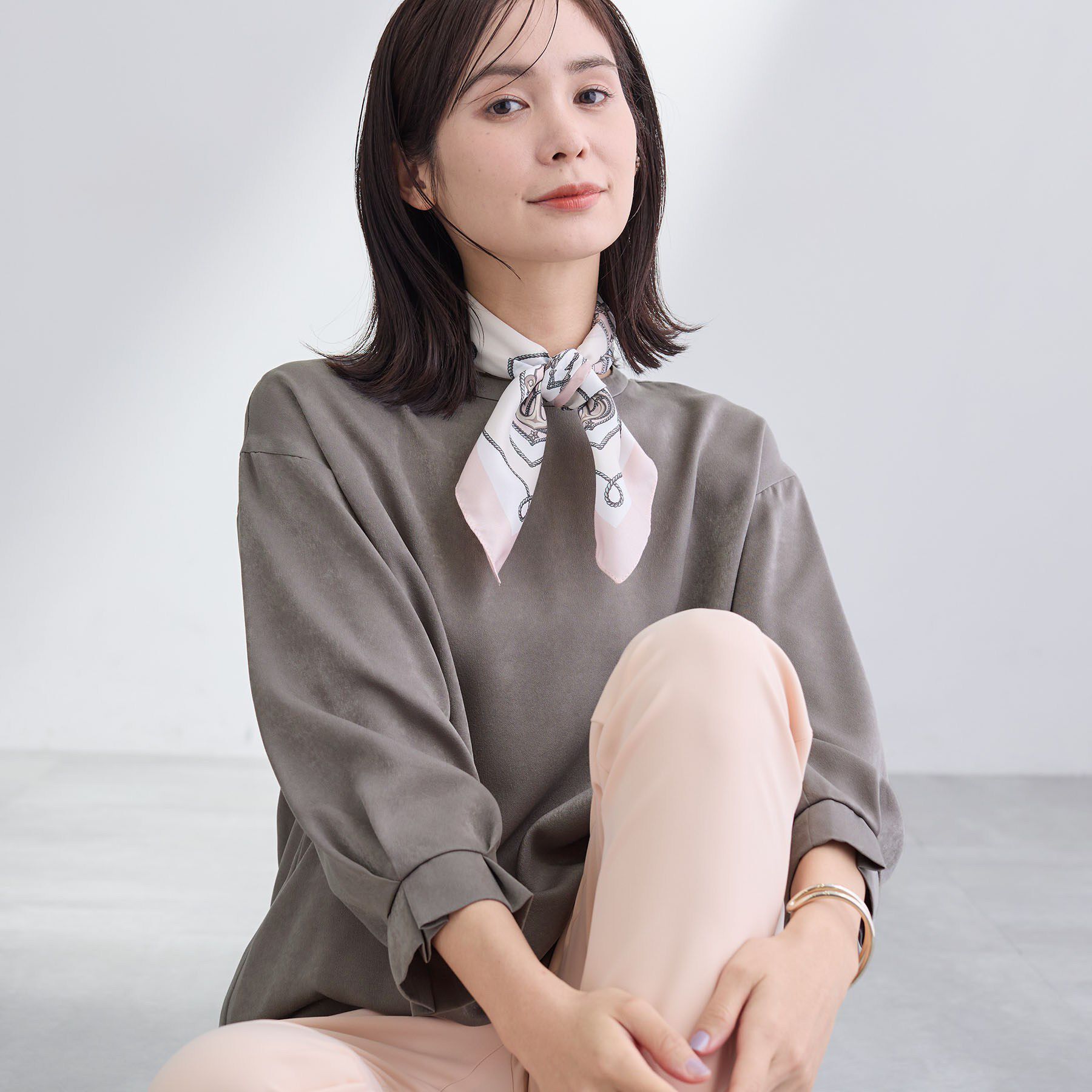 INDIVI「【セットアップ可能】スエード調サテンブラウス」|シャツ・ブラウス|グレー(612)