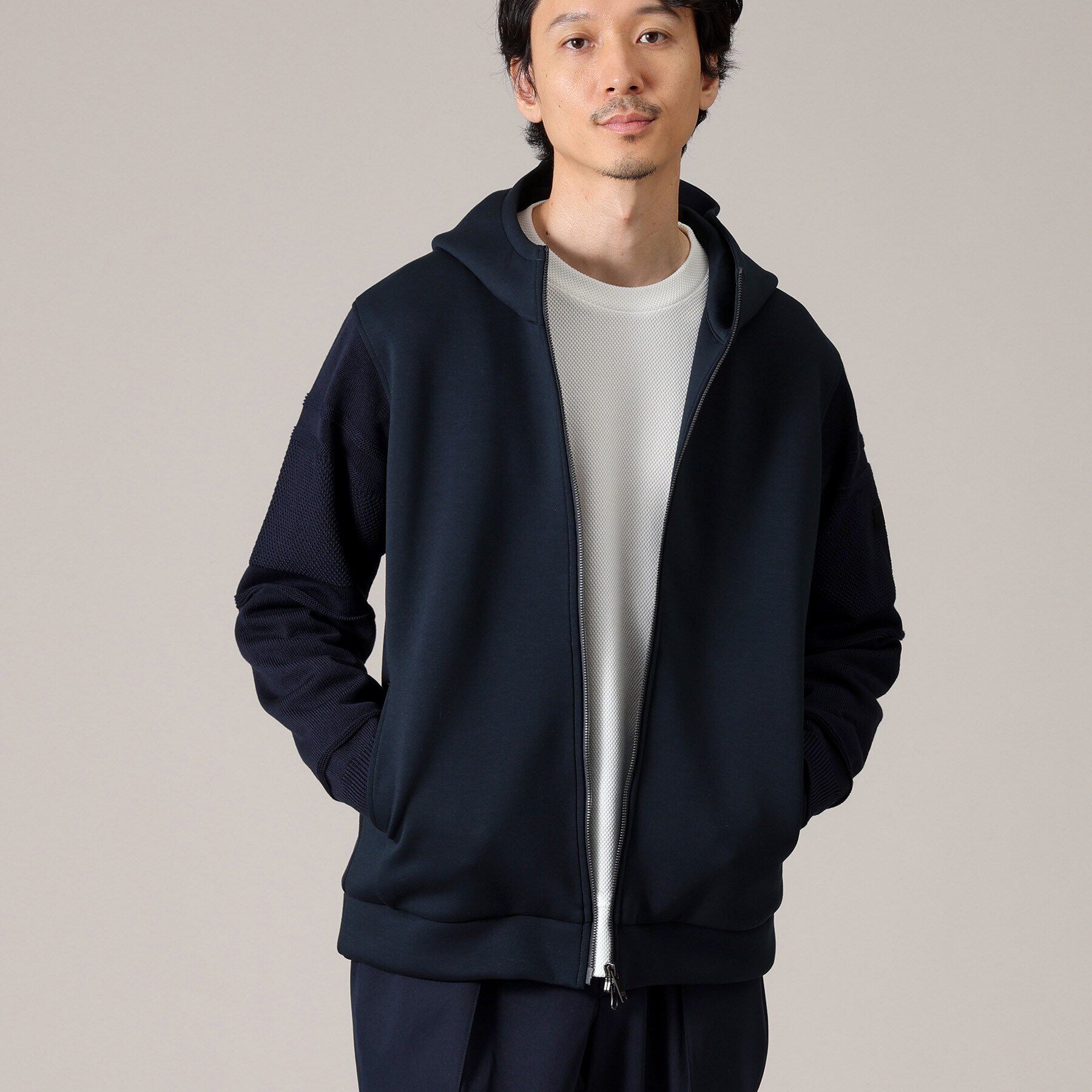 TAKEO KIKUCHI「【Made in JAPAN】ニットスリーブ ジップアップ パーカ」|パーカー|ネイビー(094)