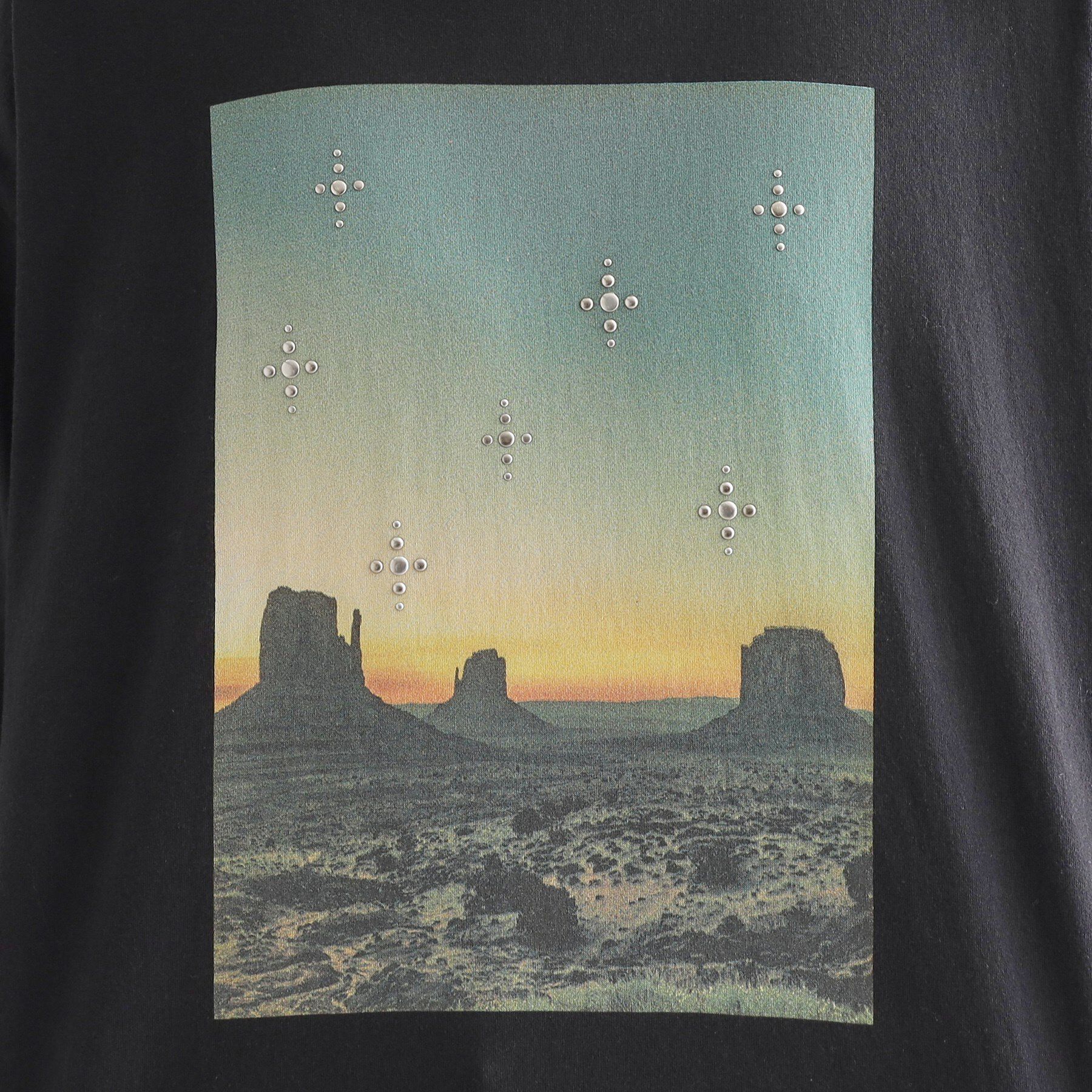 tk.TAKEO KIKUCHI「ウェスタンフォトスタッズTシャツ」|Tシャツ・カットソー|