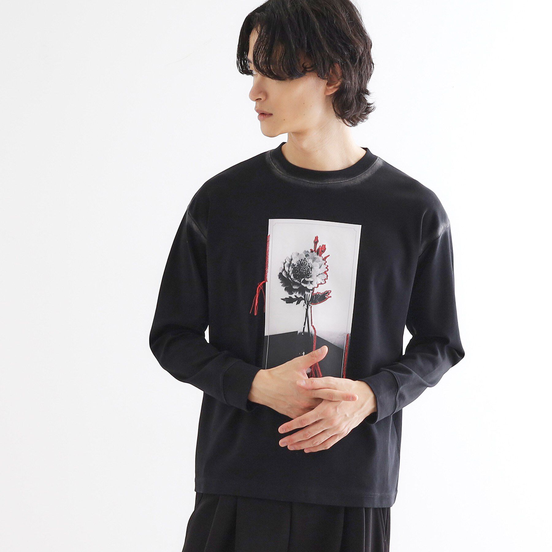 tk.TAKEO KIKUCHI「フラワーフォトエンブロヘビーウェイトスムースTシャツ」|Tシャツ・カットソー|ブラック(019)