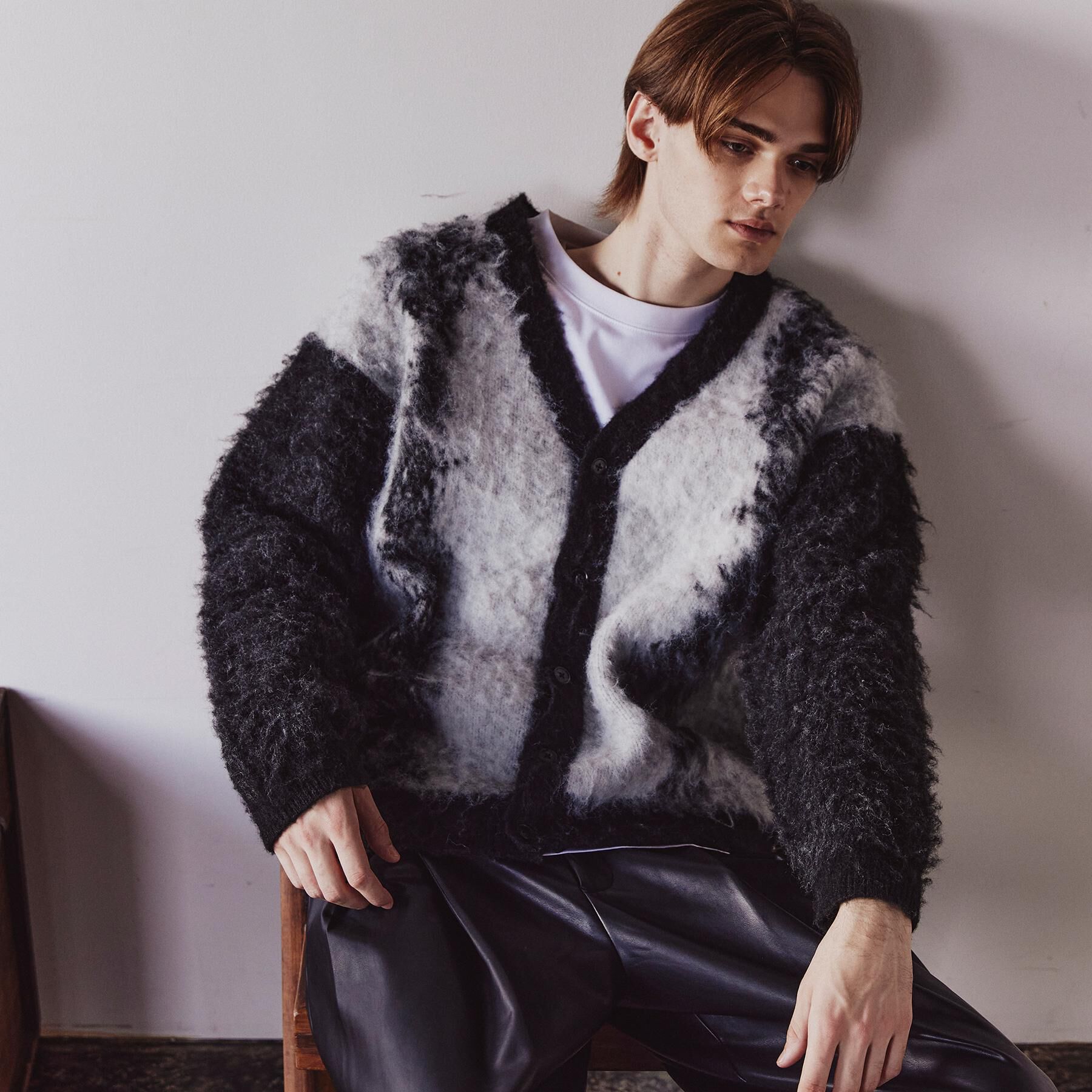 tk.TAKEO KIKUCHI「ボールドストライプシャギーニットVカーディガン」|カーディガン|ブラック(019)