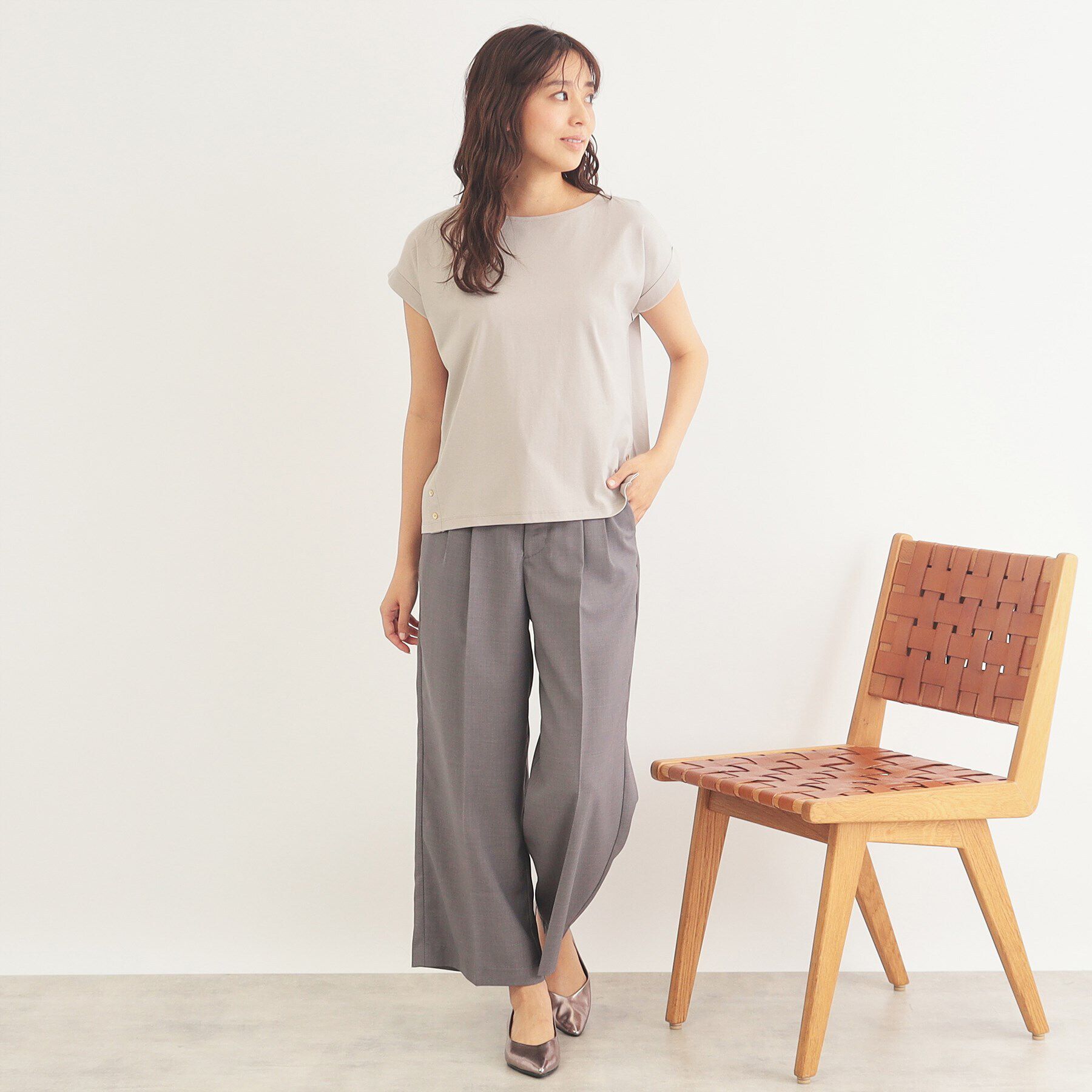 index「《5color》サイドボタン付き フレンチスリーブトップス【接触冷感/洗濯機洗い可】」|Tシャツ・カットソー|