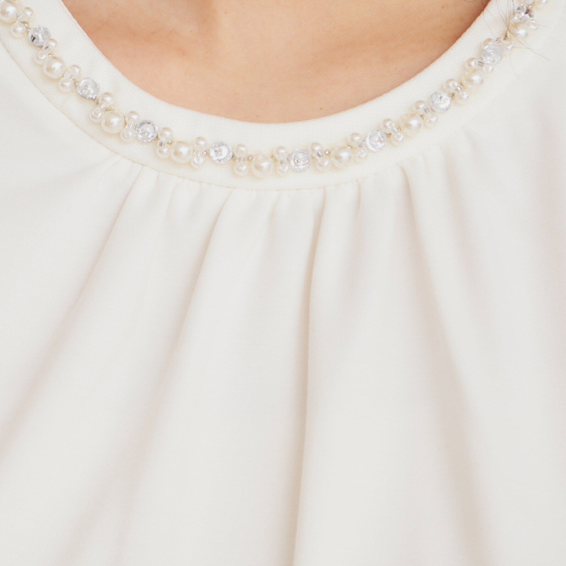 index「UV ストレッチポンチビジューネックトップス【接触冷感/洗濯機洗い可】」|Tシャツ・カットソー|