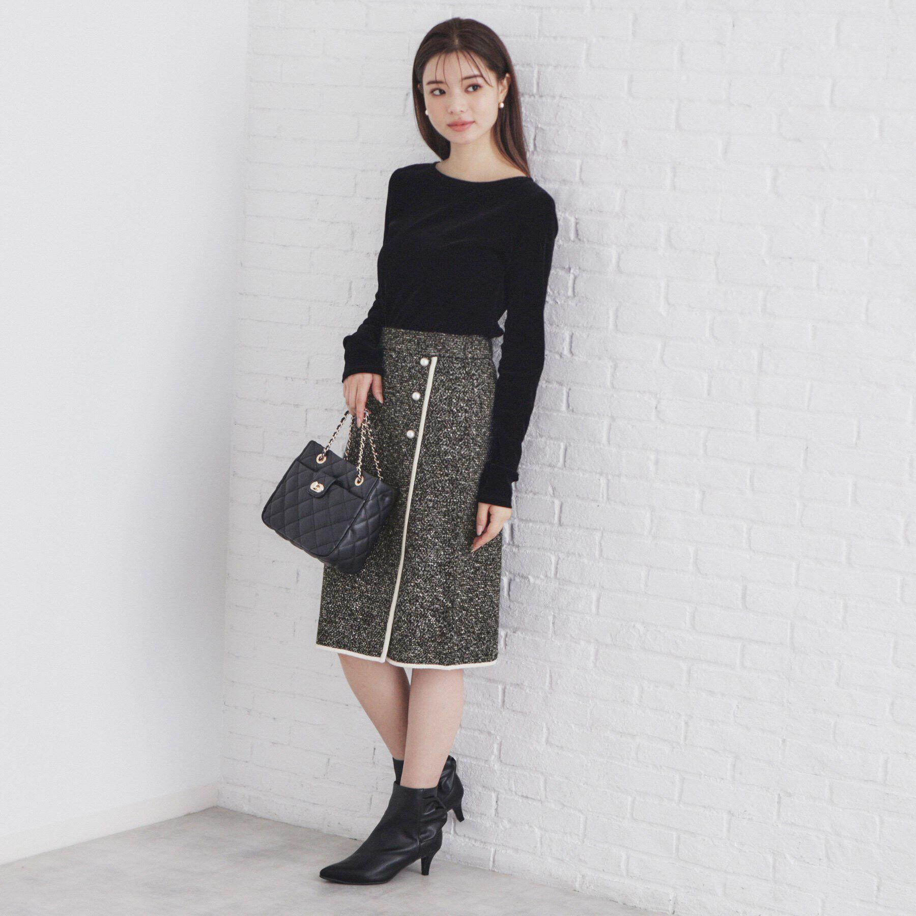 index「《美人百花掲載》パール調ツイードライクタイトスカート/セットアップ対応【洗濯機洗い可】」|スカート|