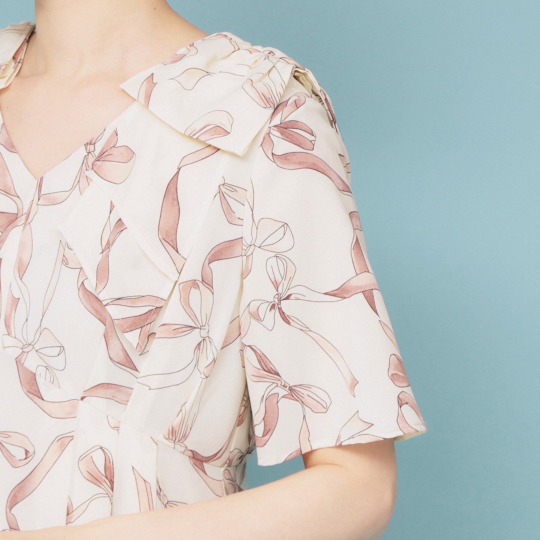 index「《美人百花掲載》リボン柄タックスリーブワンピース【洗濯機洗い可/イージーアイロン】」|ワンピース|