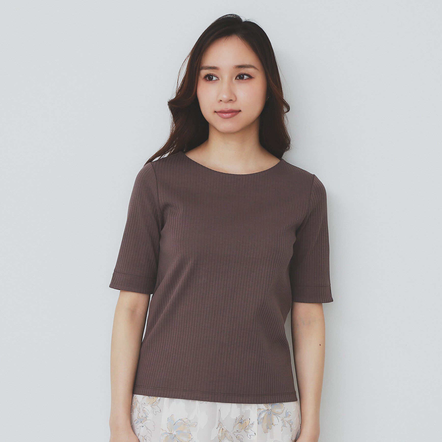 index「《7色展開/XS-LLサイズ》ボートネックリブトップス【UV/洗濯機洗い可】」|Tシャツ・カットソー|