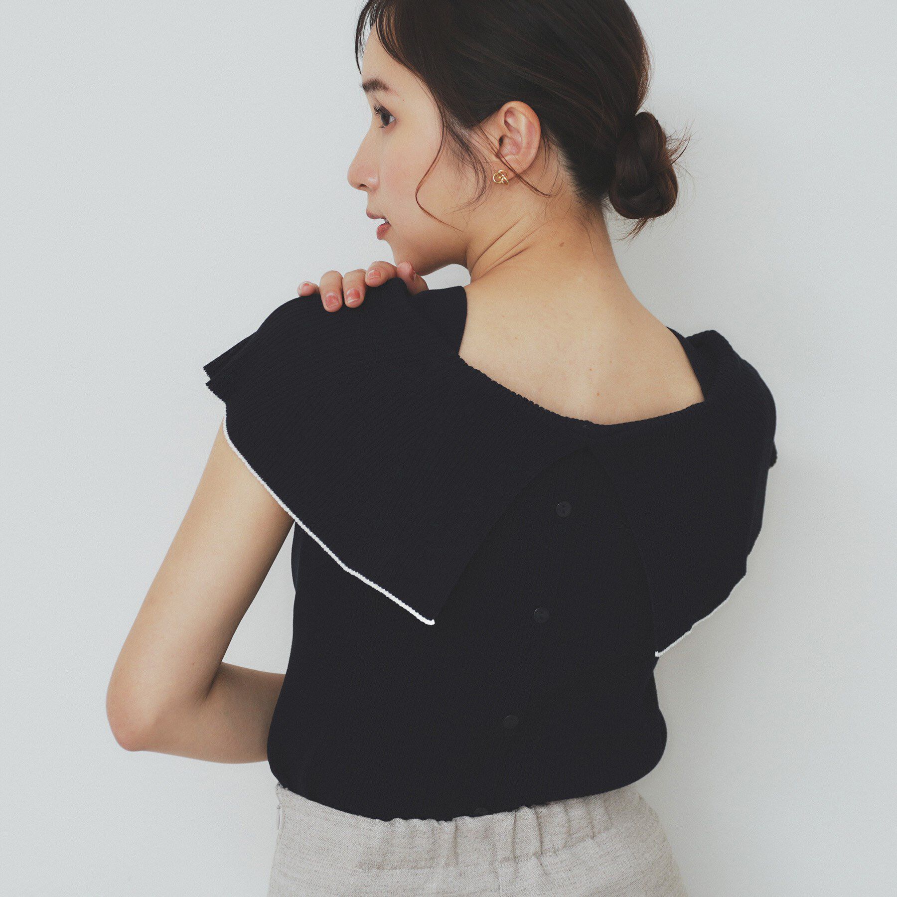 index「前後2wayオフショルビッグカラーニット【洗濯機洗い可/抗ピル】」|ニット・セーター|ネイビー(894)