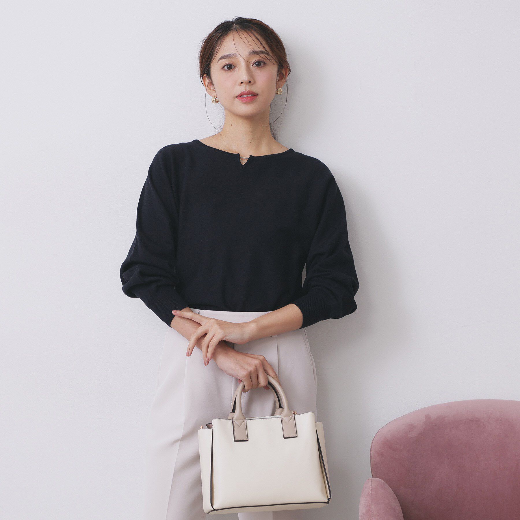 index「ビジューキーネックドルマンニット【洗濯機OK】」|ニット・セーター|