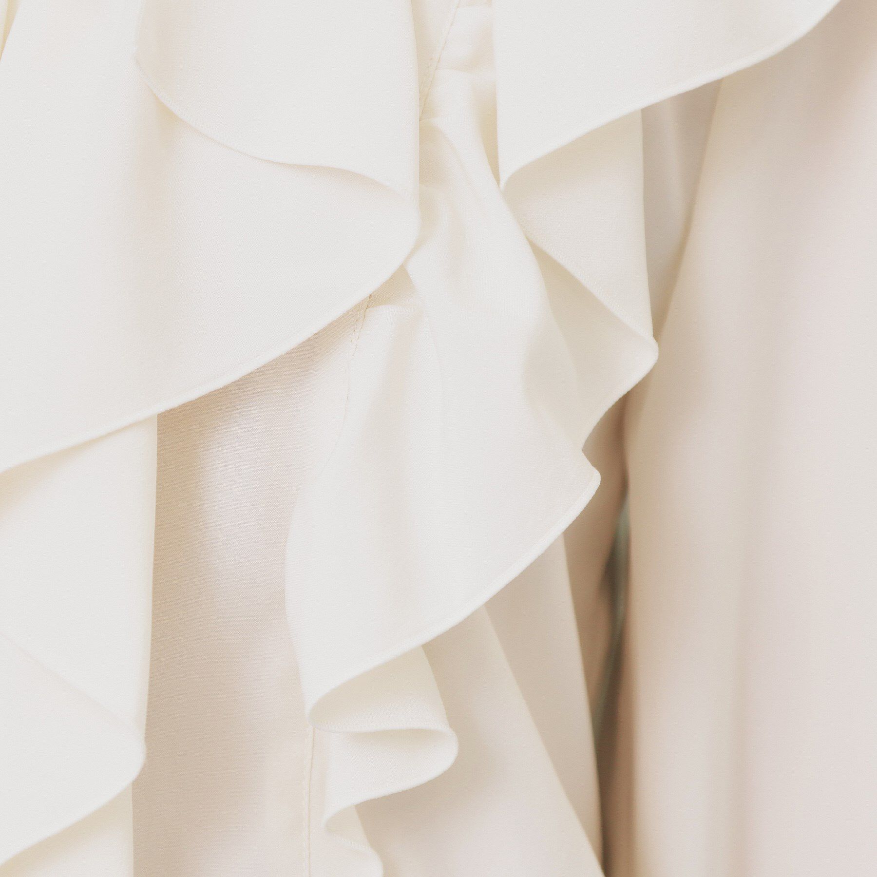 index「フリルデザインスキッパーブラウス【洗濯機OK/イージーアイロン】」|シャツ・ブラウス|