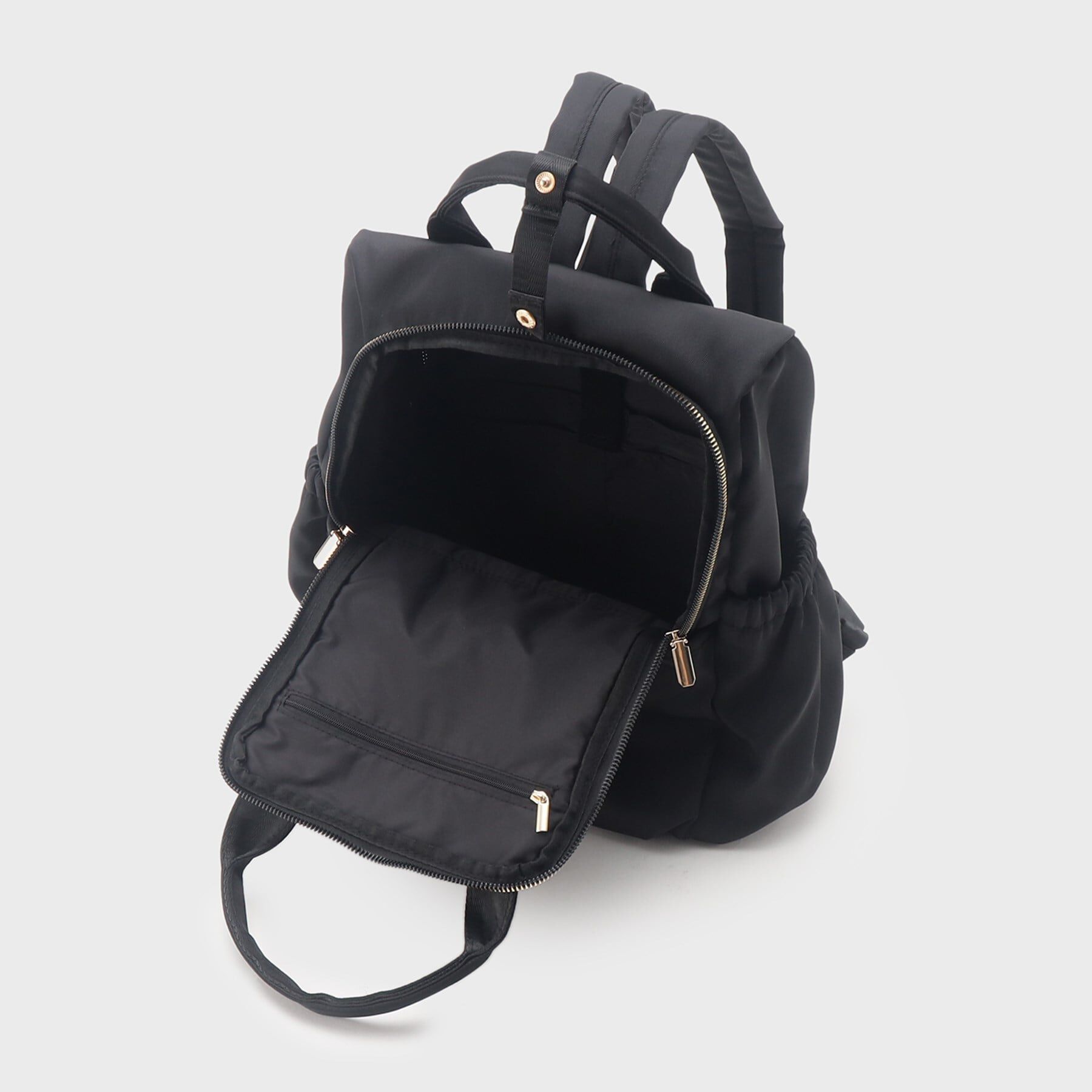 OPAQUE.CLIP「【撥水加工】マルチポケットカジュアルリュックサック」|リュック|