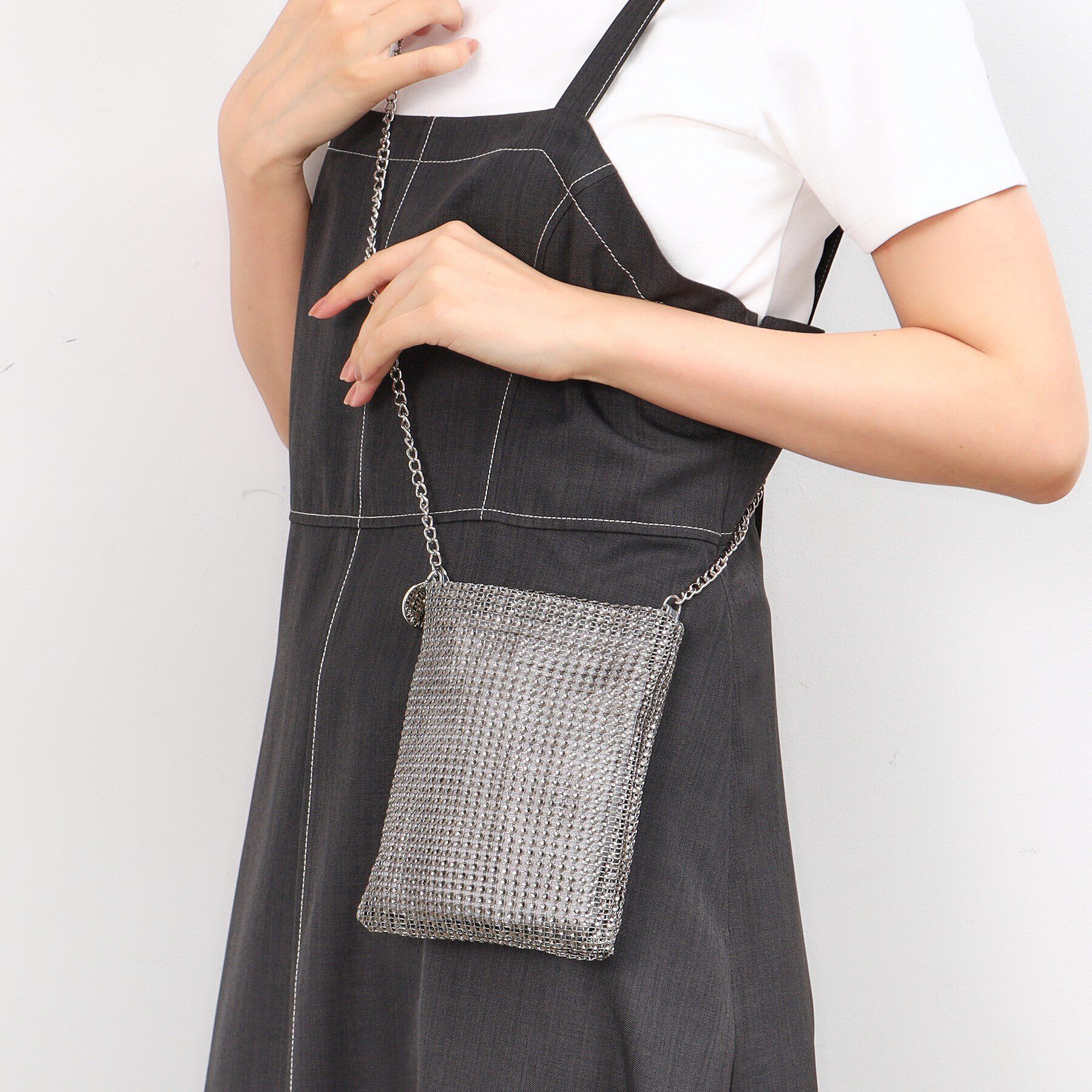 OPAQUE.CLIP「ラインストーン調シャイニーミニショルダーバッグ」|ショルダー・メッセンジャー|