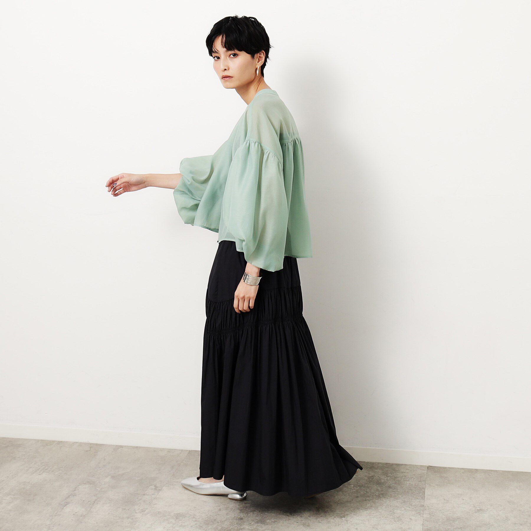 OPAQUE.CLIP「シアーバルーンボリュームスリーブブラウス【洗濯機洗い可】」|シャツ・ブラウス|