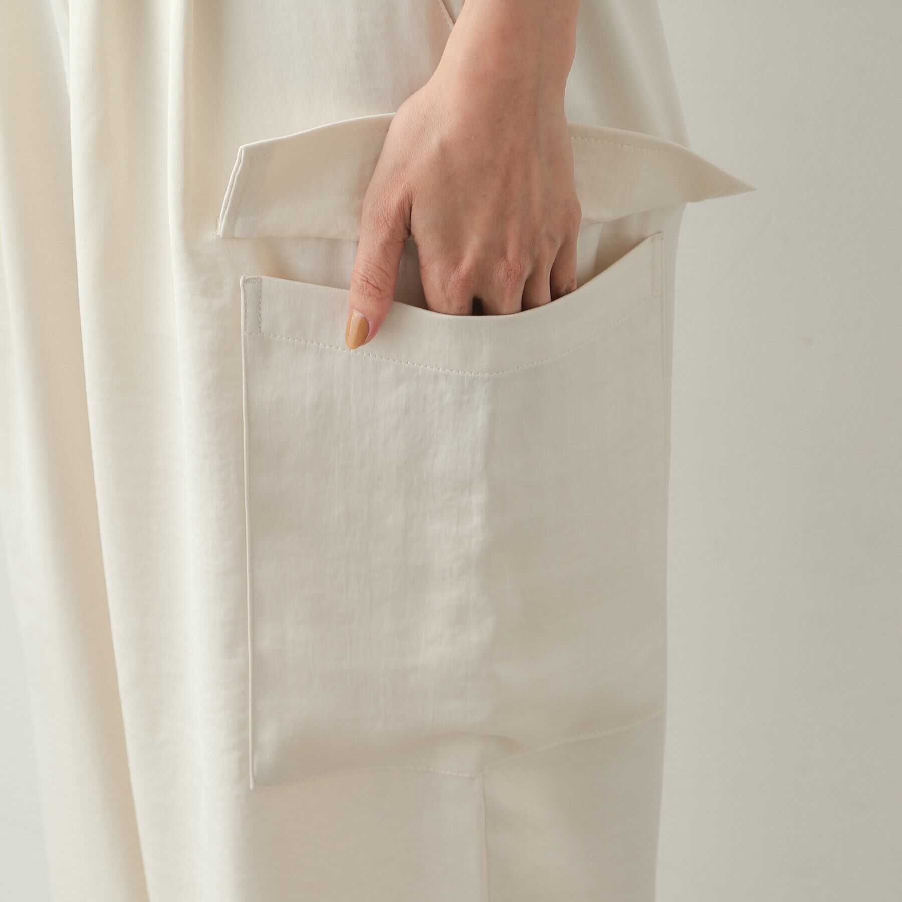 OPAQUE.CLIP「サテンイージーカーゴパンツ【洗濯機洗い可】」|その他|