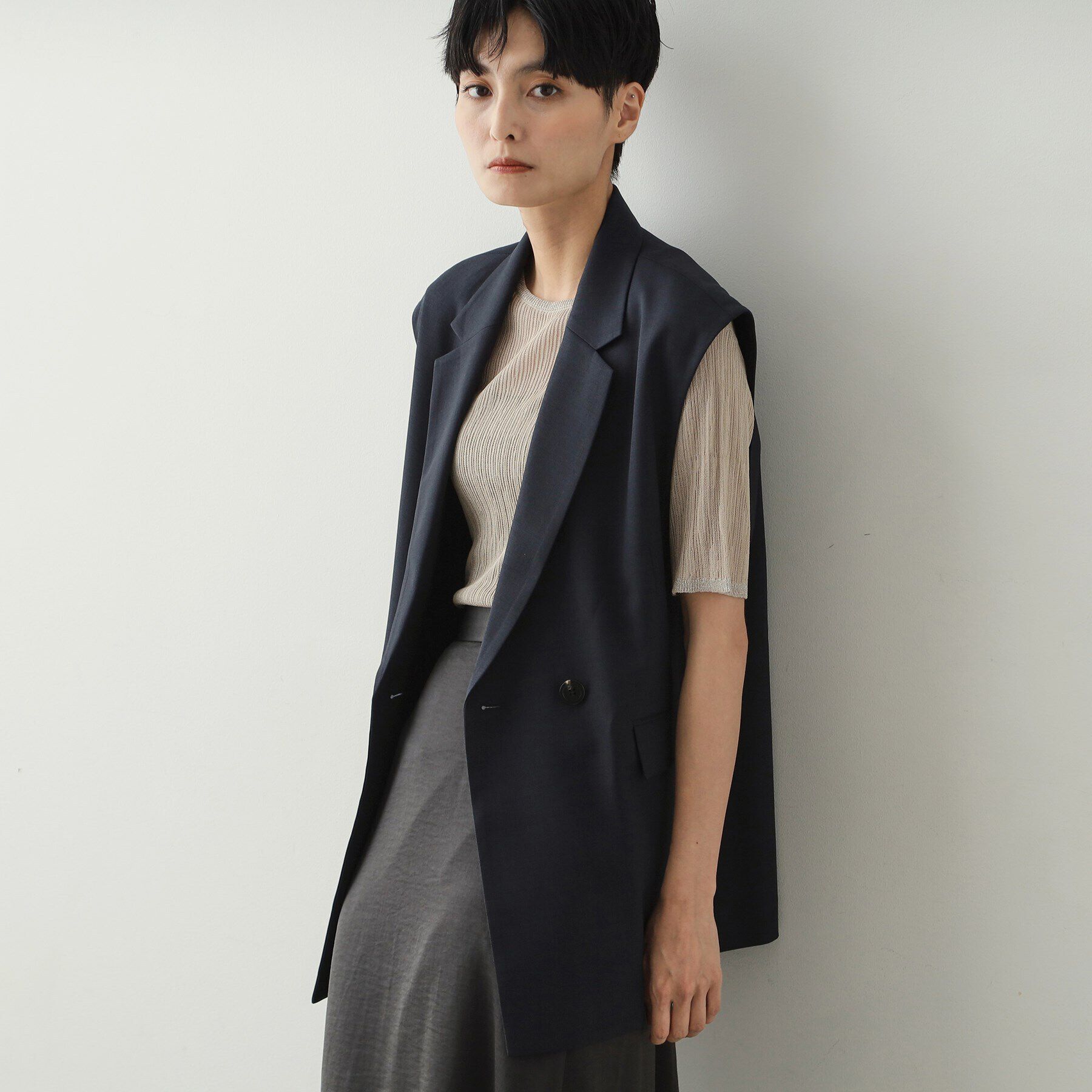 OPAQUE.CLIP「《美人百花掲載》テーラードダブルジレ【洗濯機洗い可】」|ベスト・ジレ|ネイビー(094)