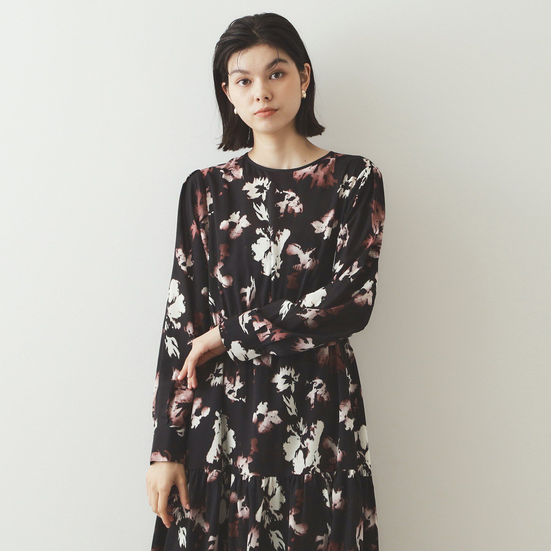 OPAQUE.CLIP「フラワープリント フィット＆フレアワンピース【洗濯機洗い可】」|ワンピース|