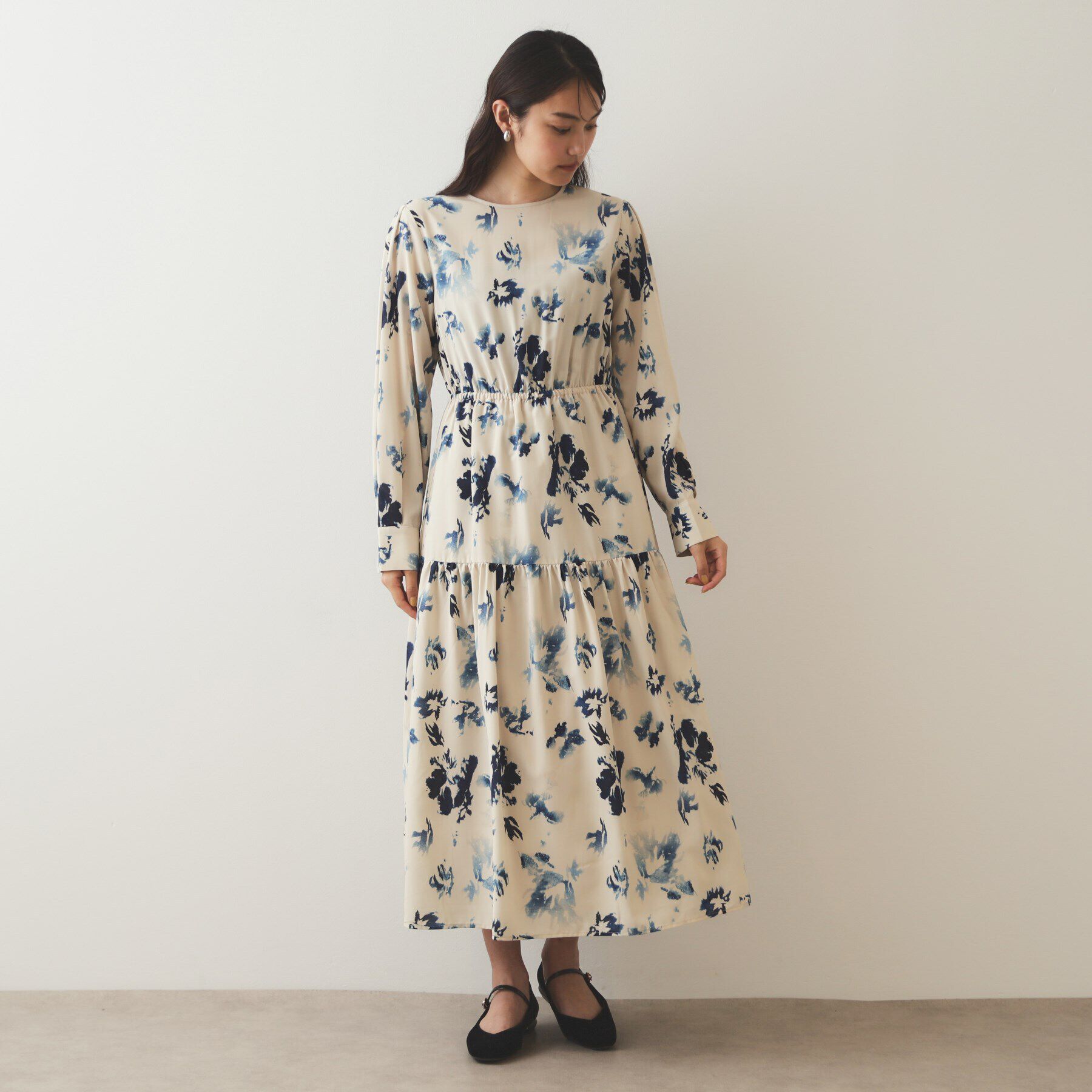 OPAQUE.CLIP「フラワープリント フィット＆フレアワンピース【洗濯機洗い可】」|ワンピース|