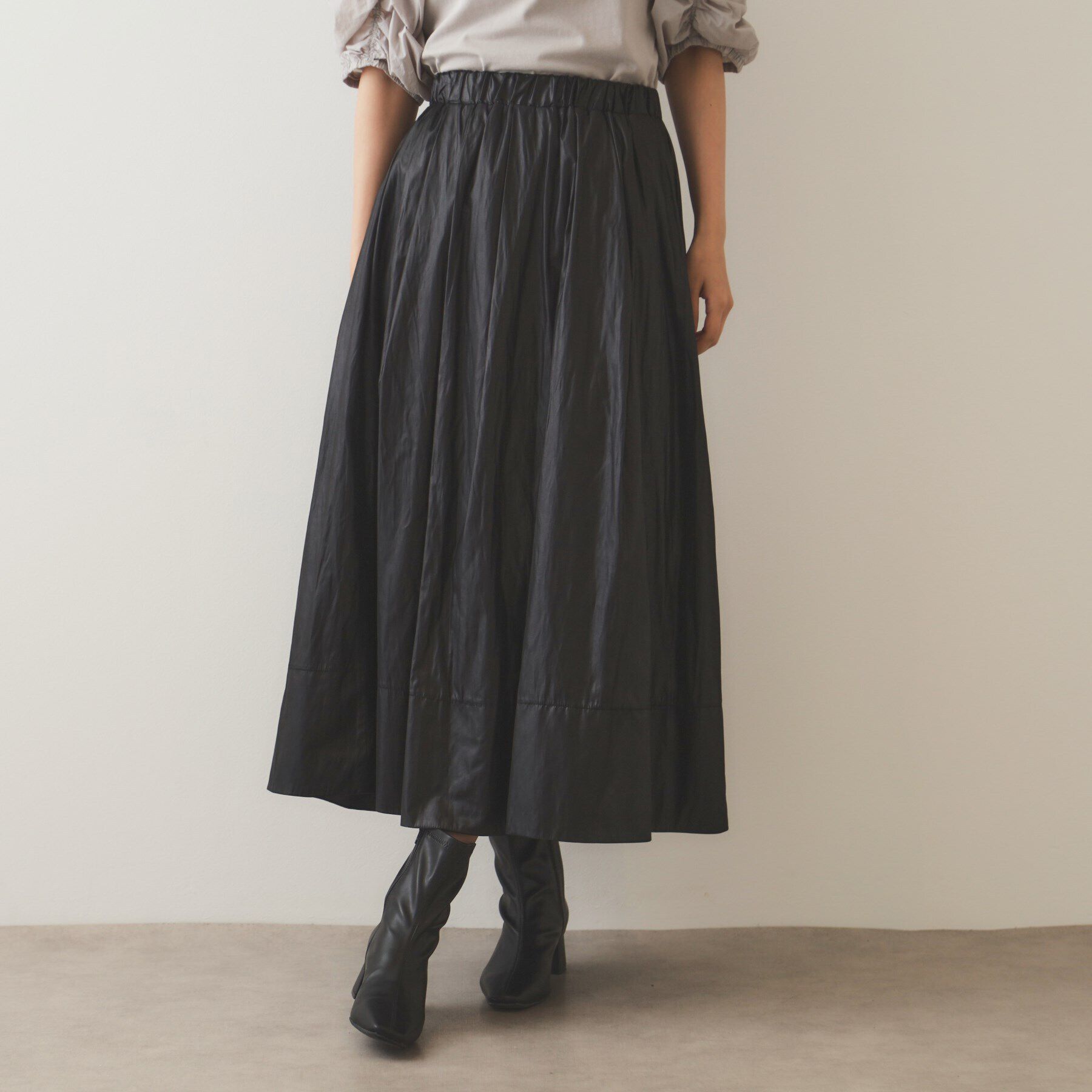 OPAQUE.CLIP「レザーライク イージーギャザースカート【洗濯機洗い可】」|スカート|