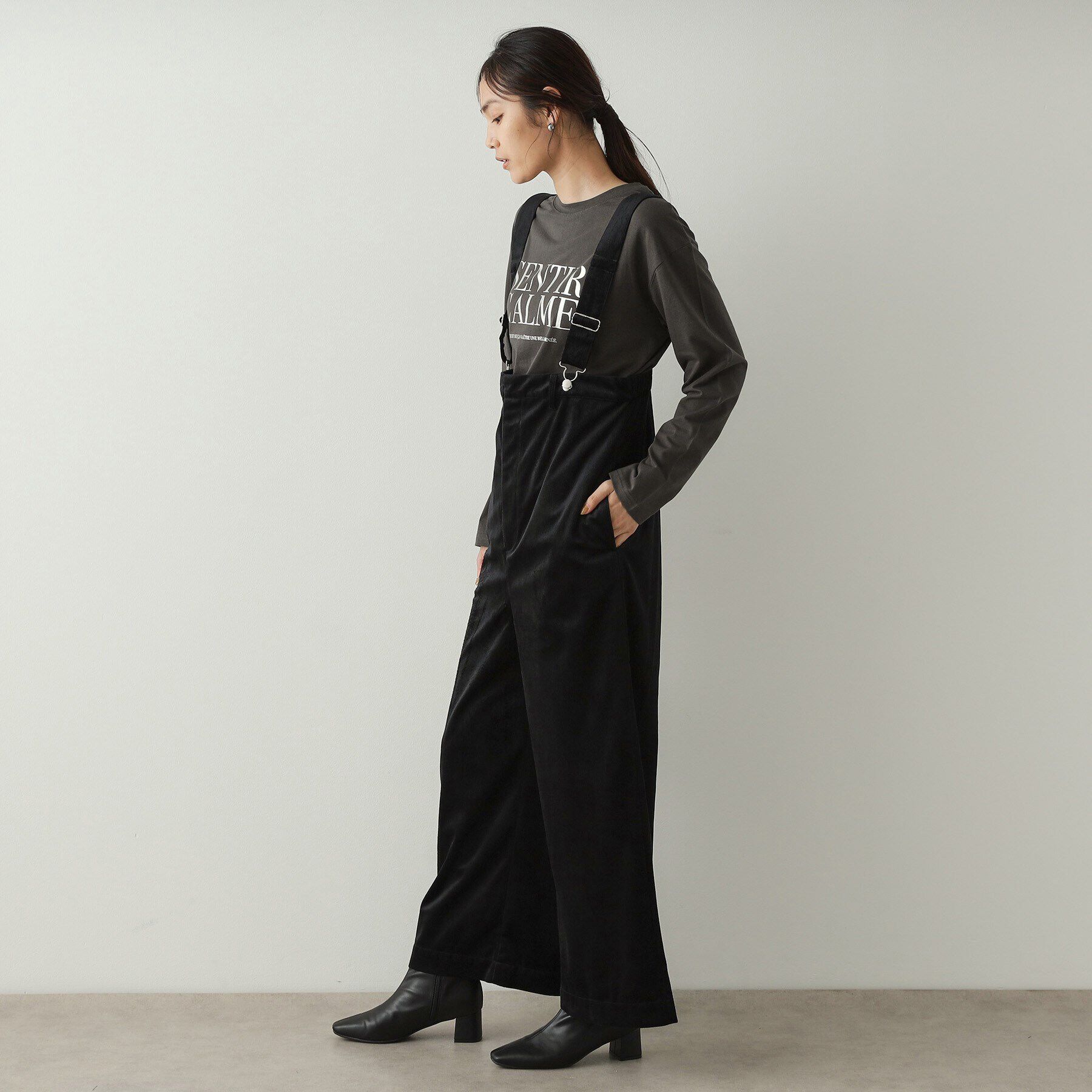 OPAQUE.CLIP「箔ロゴプリント ロングTシャツ【洗濯機洗い可】」|Tシャツ・カットソー|