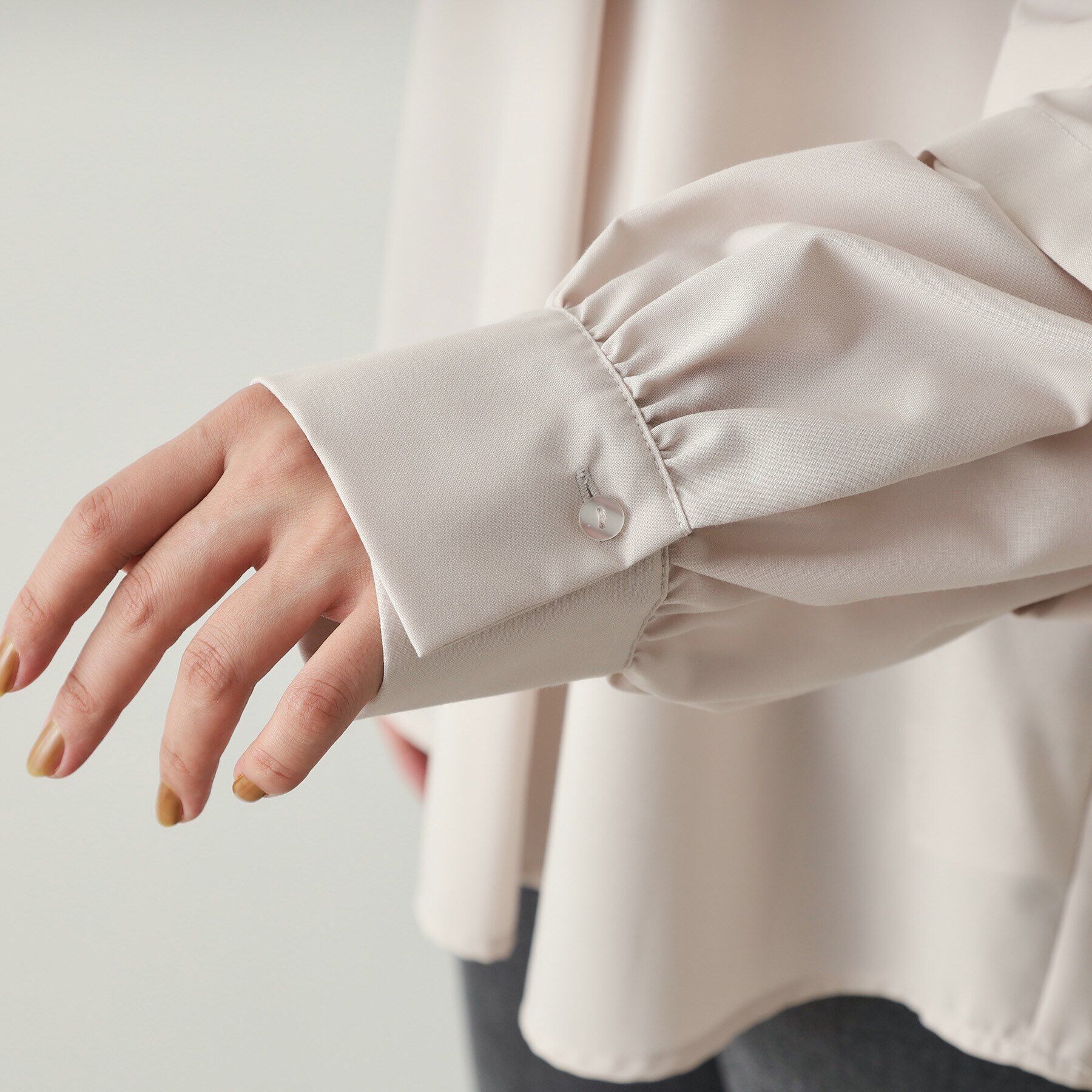 OPAQUE.CLIP「タックスリーブ スキッパーシャツ【洗濯機洗い可】」|シャツ・ブラウス|