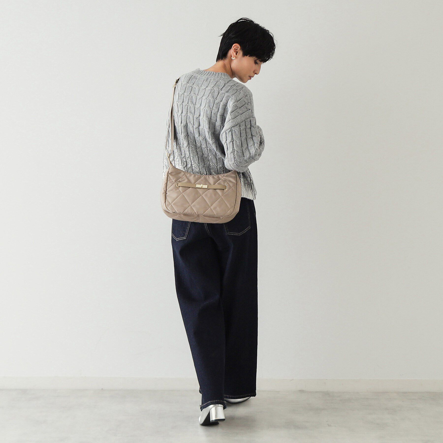 OPAQUE.CLIP「【長さ調整可能】ダイヤキルティングムーンミドルショルダーバッグ」|ショルダー・メッセンジャー|