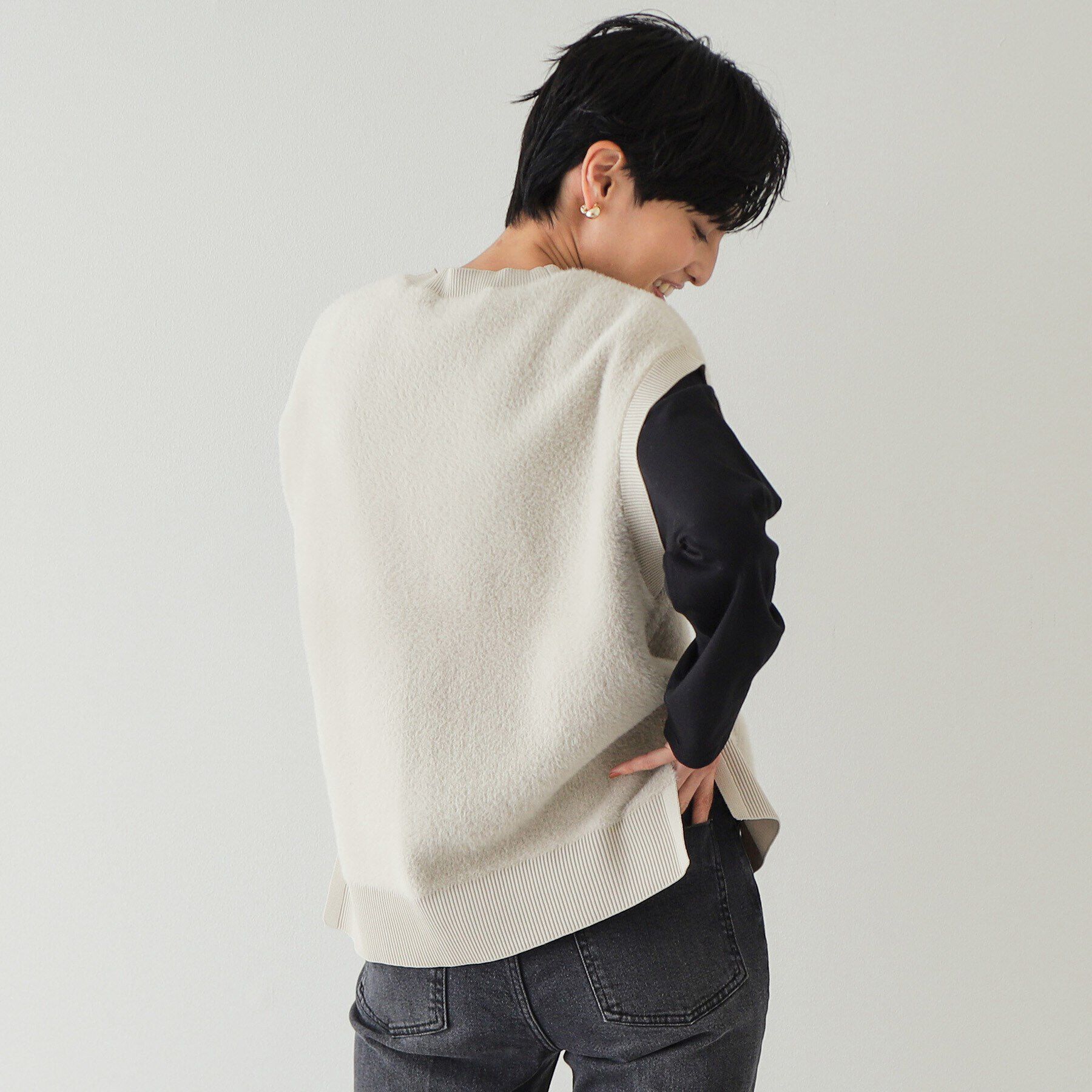 OPAQUE.CLIP「フェザーヤーンVネックベスト【洗濯機洗い可】」|ベスト・ジレ|