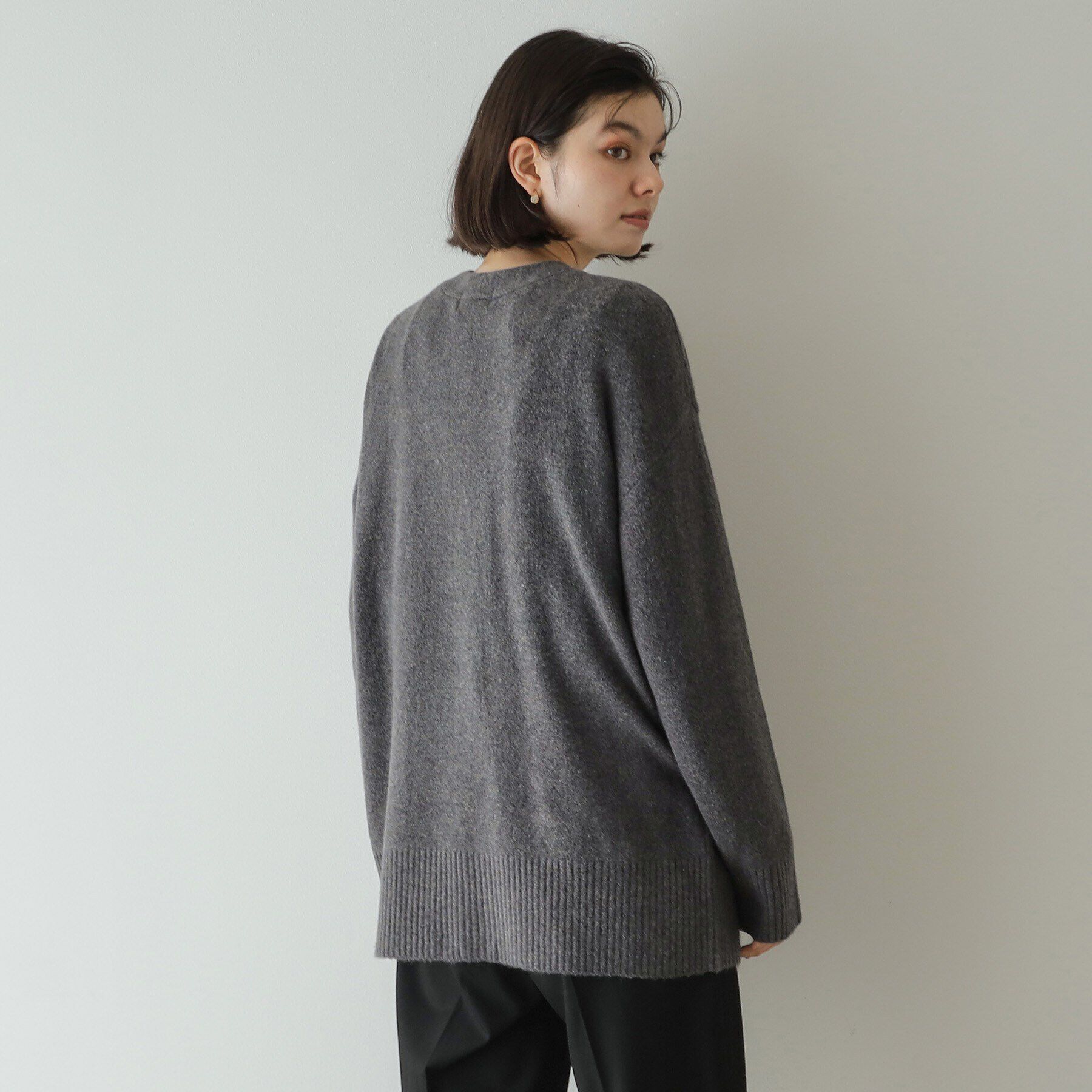 OPAQUE.CLIP「アンゴラ混リラクシーVネックニットカーディガン【洗濯機洗い可】」|カーディガン|