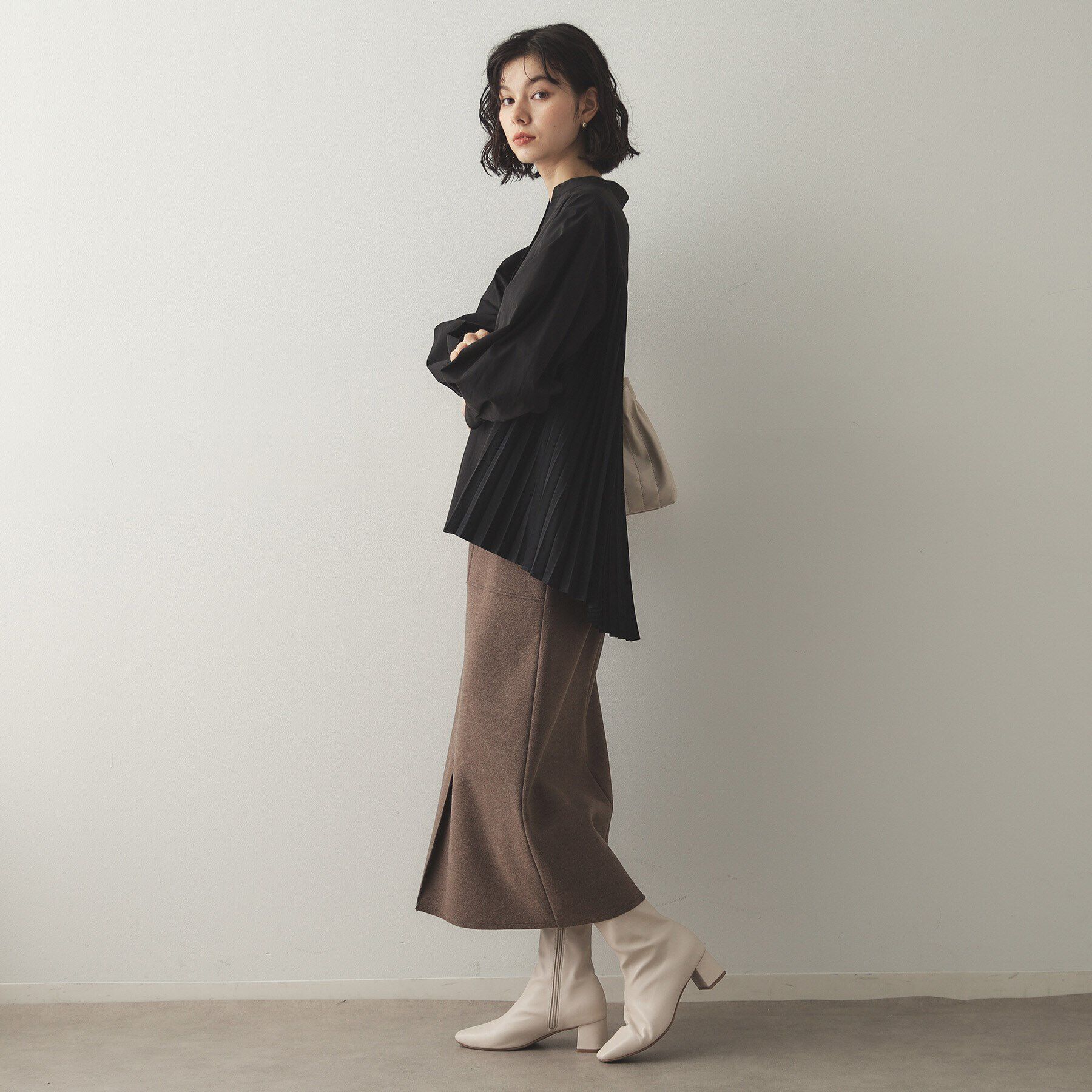 OPAQUE.CLIP「バックプリーツスキッパーシャツ【洗濯機洗い可】」|シャツ・ブラウス|