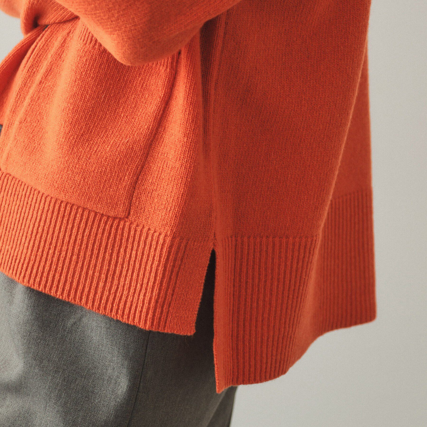 OPAQUE.CLIP「ミドルゲージVネックニットカーディガン／FILIVIVI・フィルビビ【洗える】」|カーディガン|