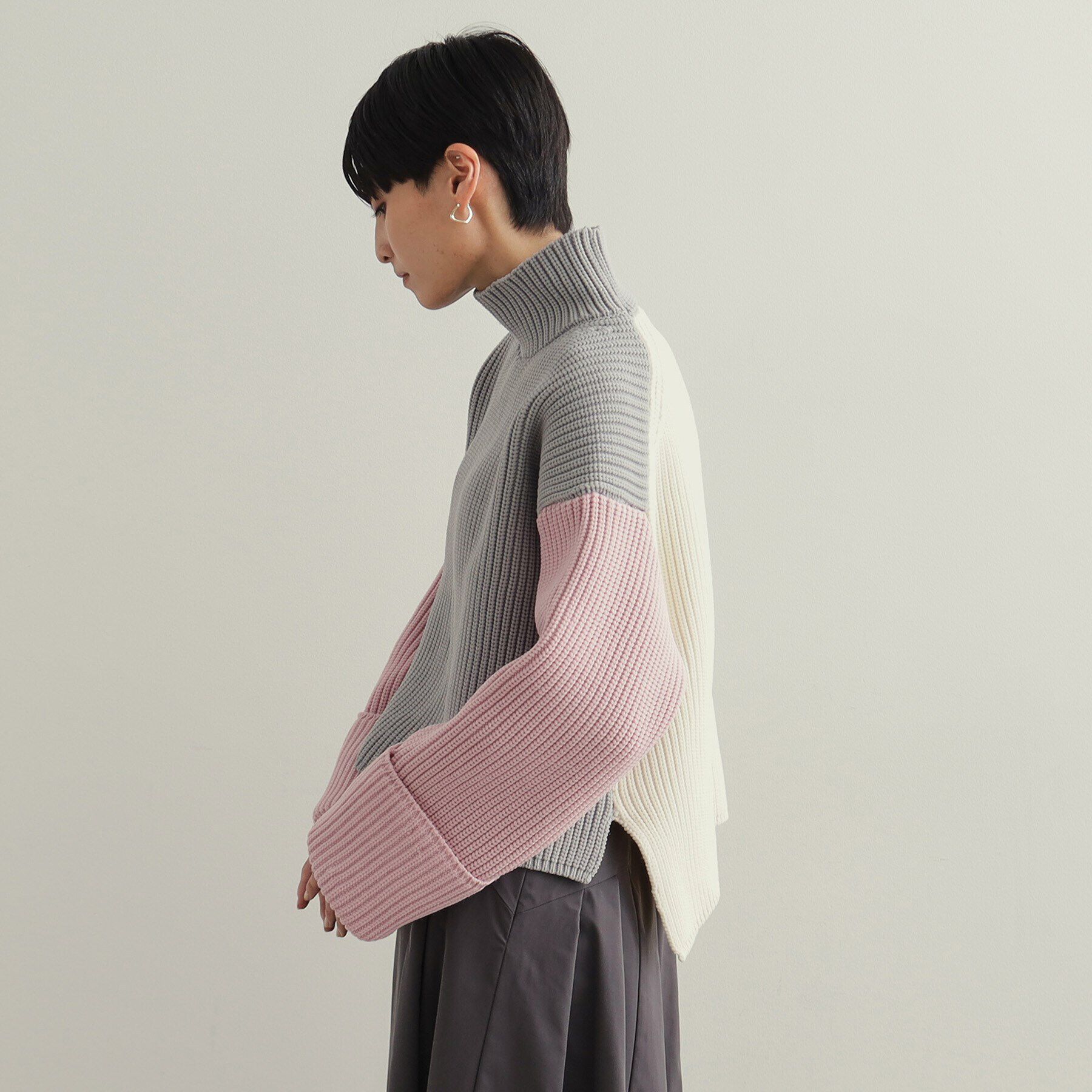 OPAQUE.CLIP「カラーブロッキングハイネックワイドニット【洗濯機洗い可】」|ニット・セーター|